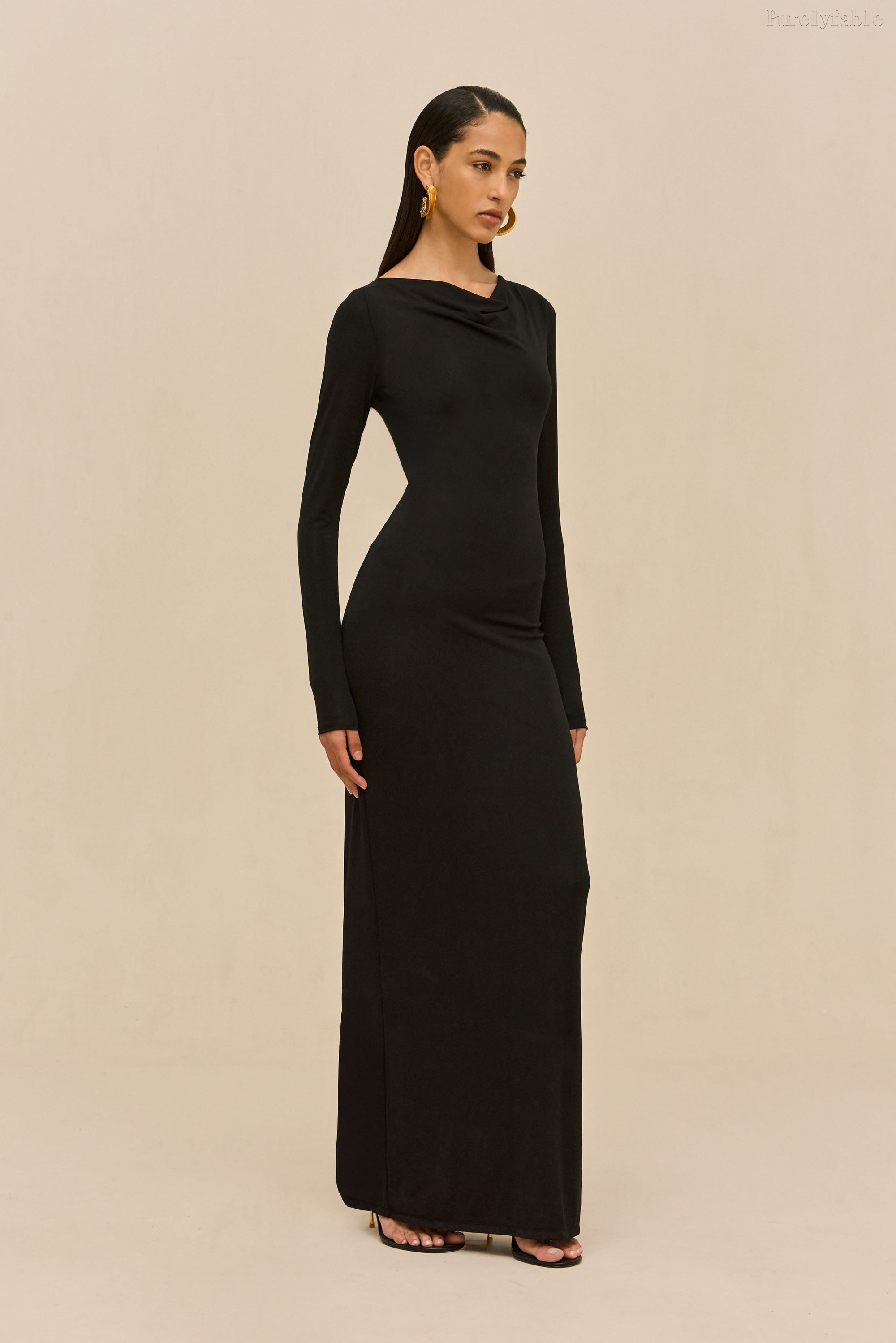 Delphine Black Long-Sleeved Backless Long Dress