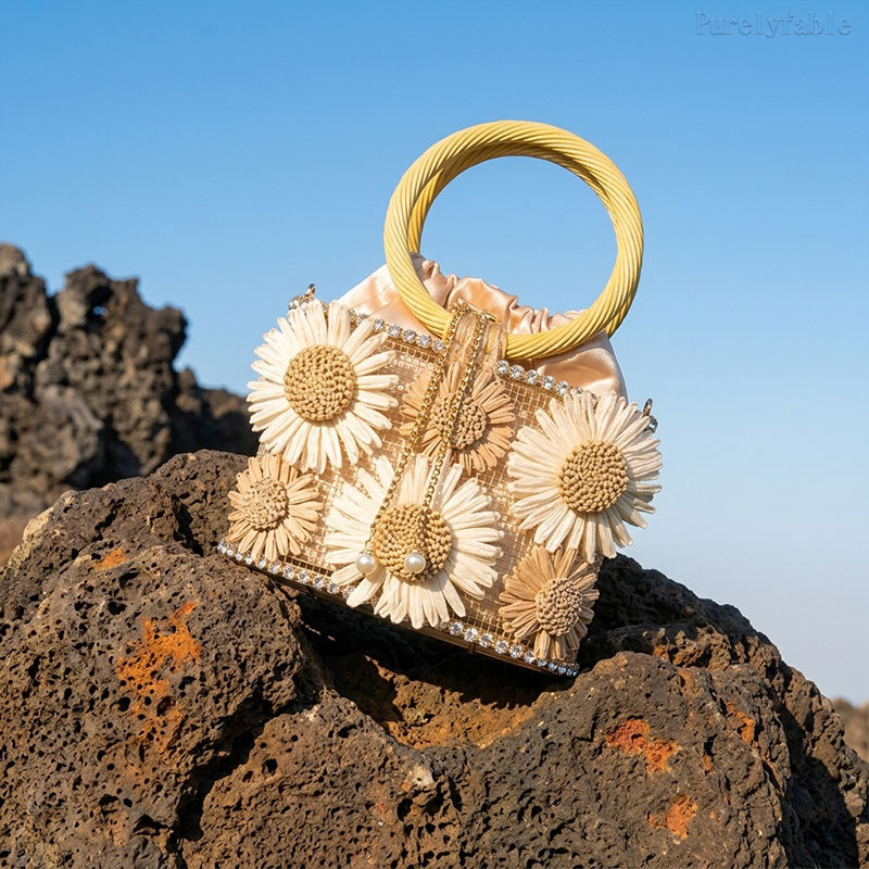 Rice White Daisy Birdcage Bag