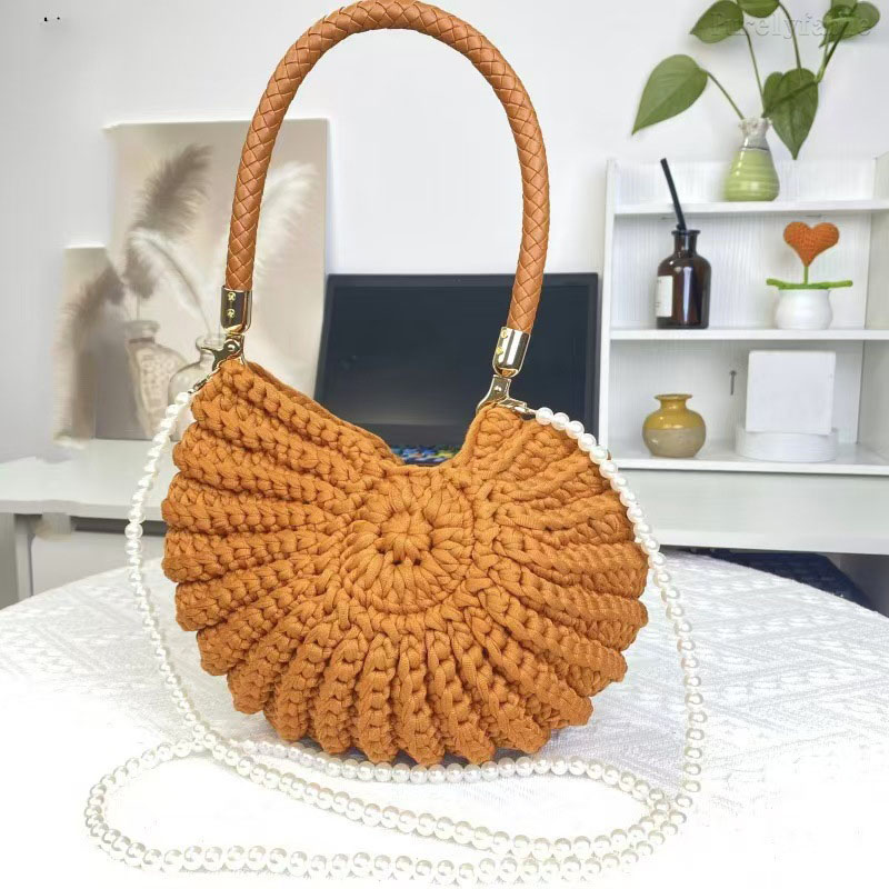 Green Conch Shell Bag