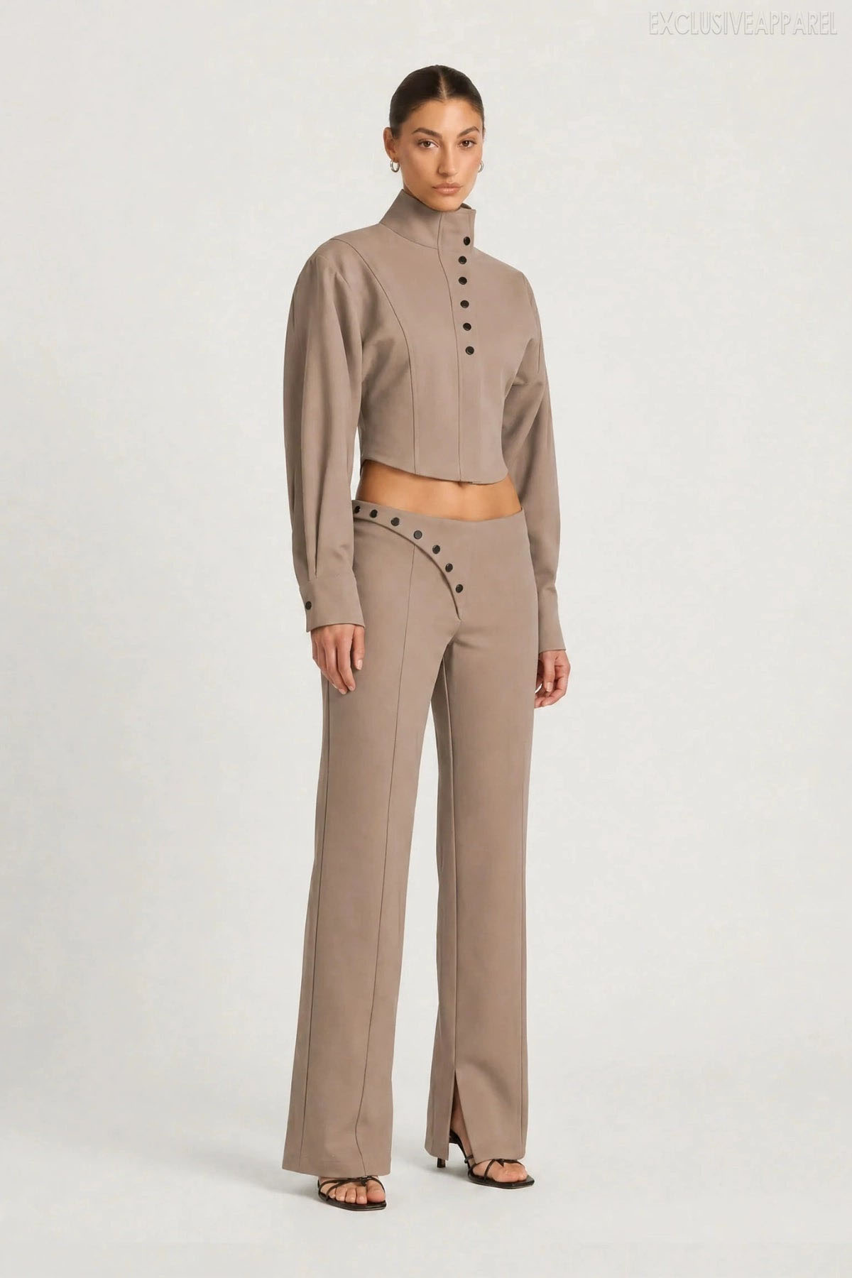 Zella Greyish-brown High-necked Buttoned Wide-leg Pants Set