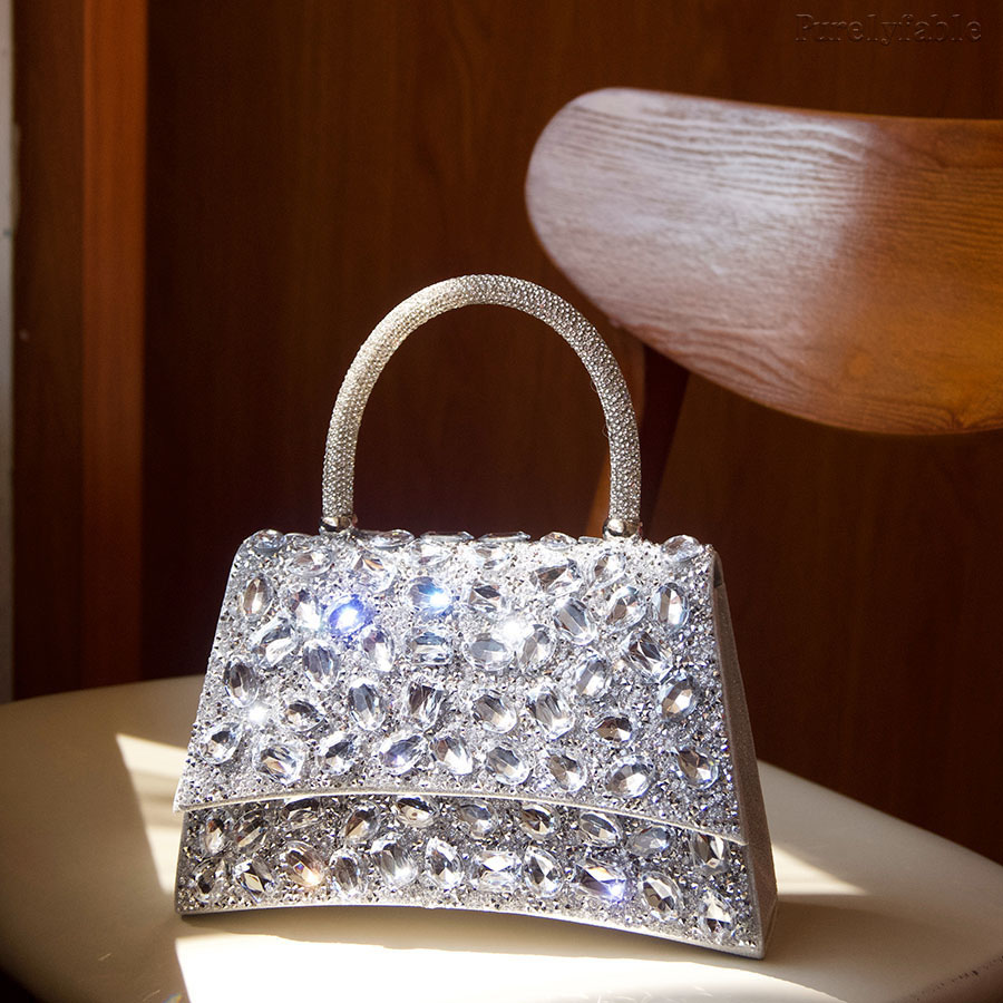 Black Handheld Banquet Bag