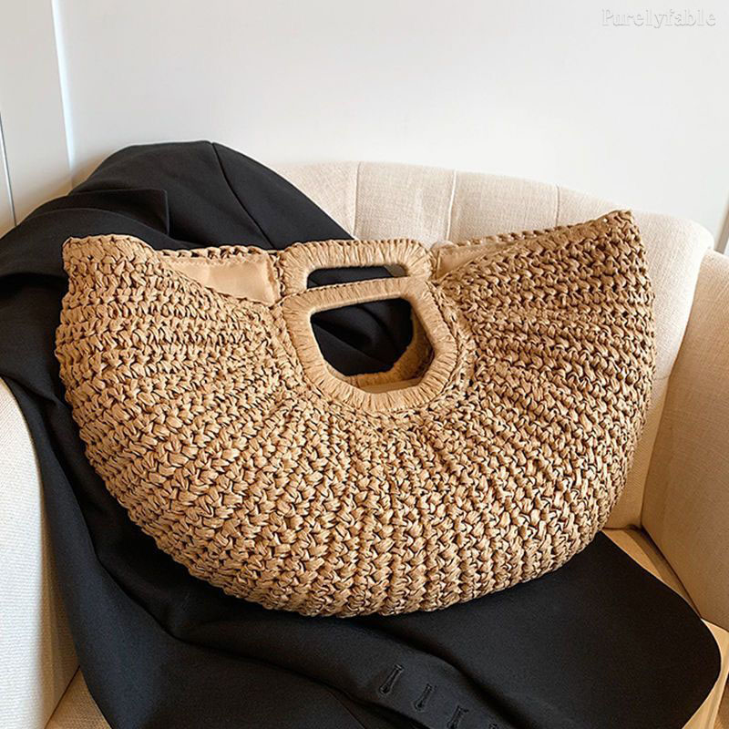 Beige Fan-Shaped Hand-Held Straw Bag