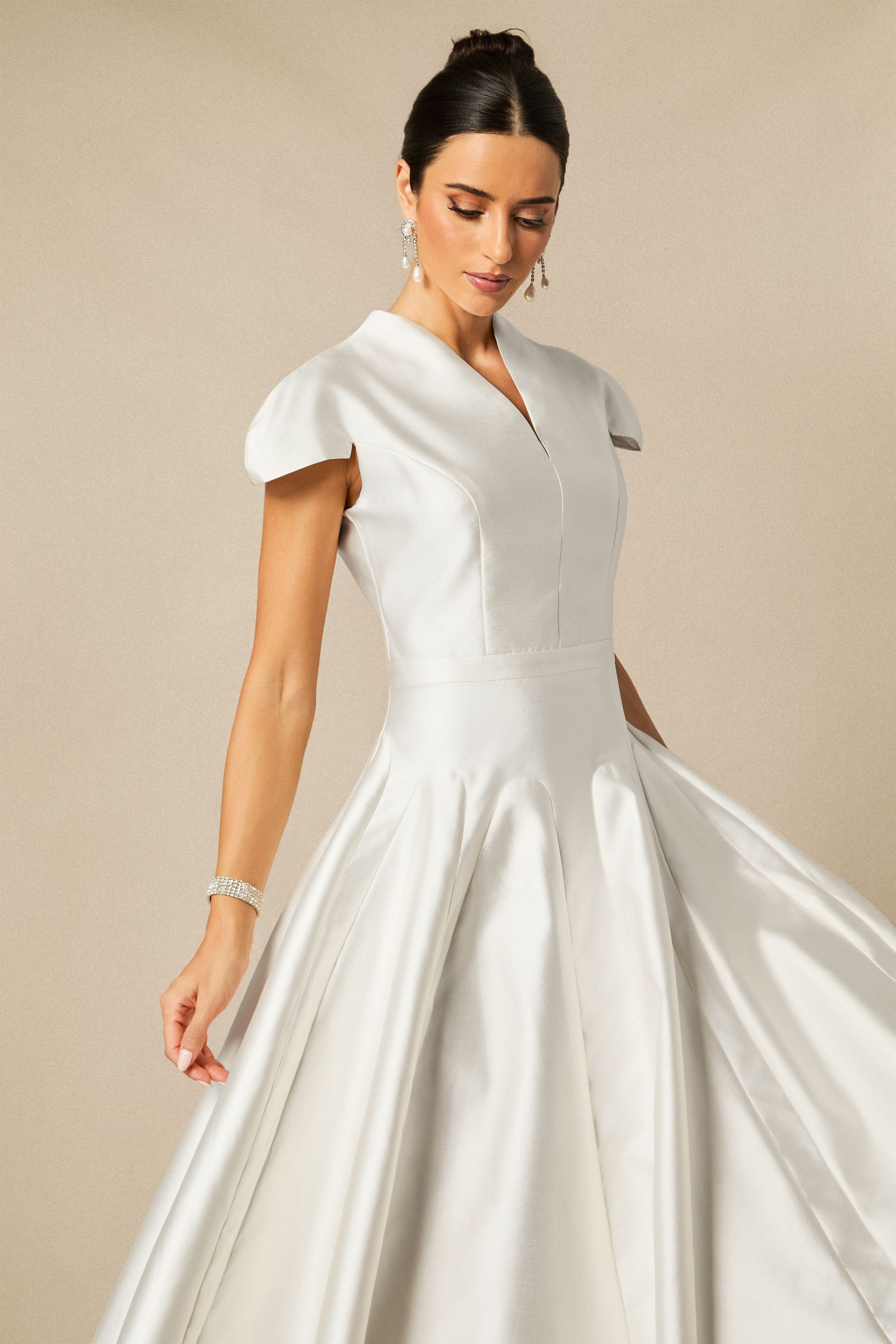 Tiana Cap Sleeve V-Neck Satin Midi Dress-purelyfable