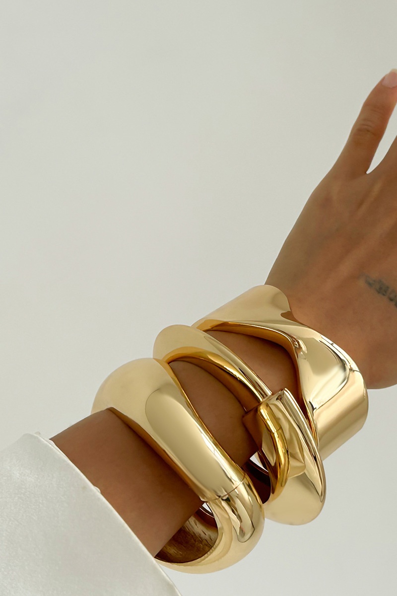 Irregular Shape Metal Bangle-purelyfable