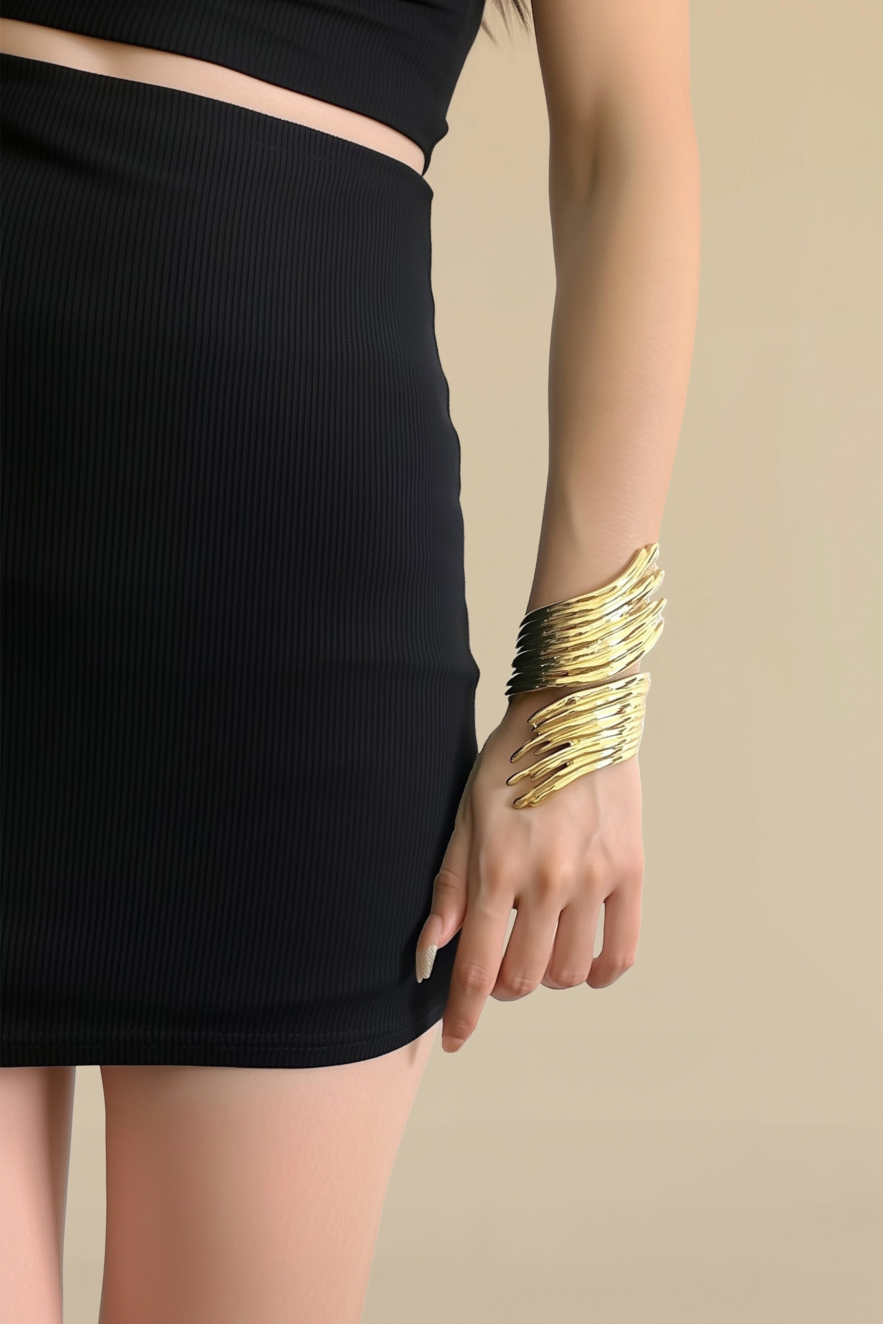 Abstract Ripple Open Bracelet-purelyfable