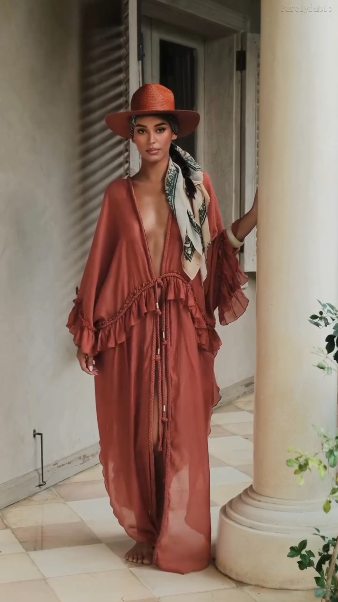 Juliana Retro Red Lotus Edged Kaffanat Long Dress