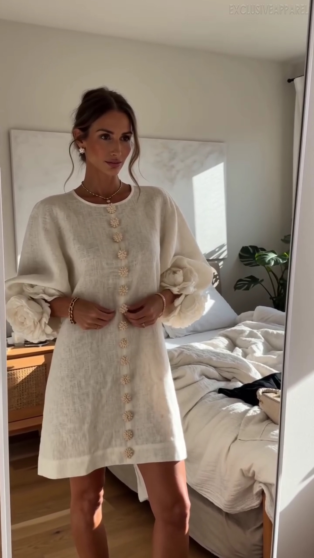 Thalia White Round-Neck Puff  Seeve Short Dress