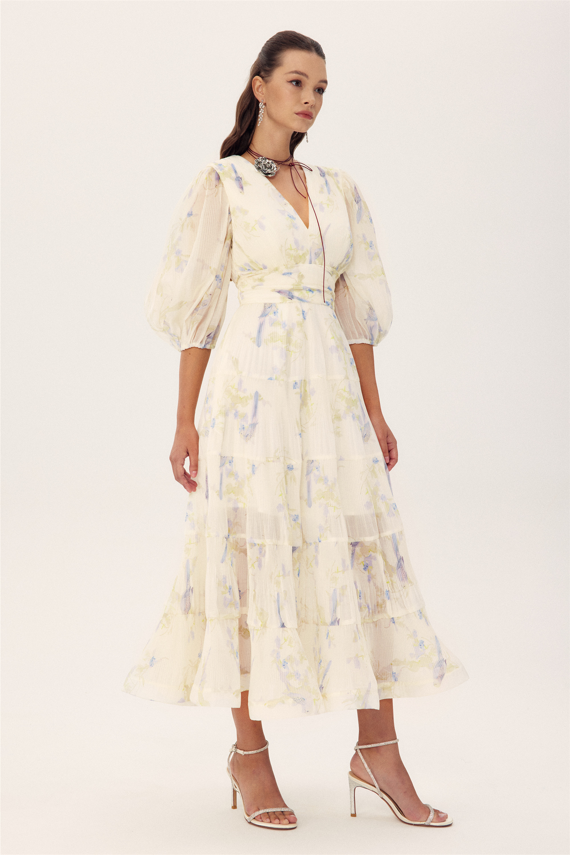 Stephanie Birds Printed V-neck Midi Dress-purelyfable