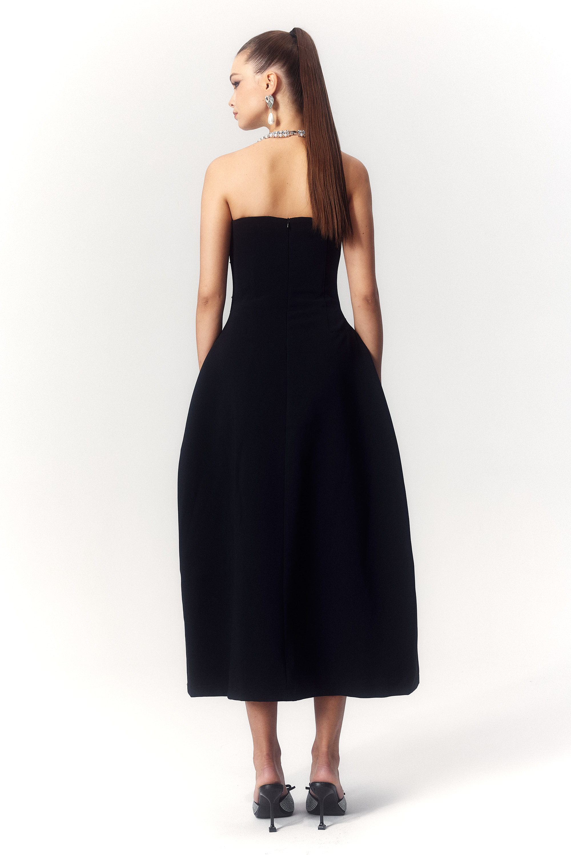 Verna Crystal-embellished Sleeveless Midi Dress-purelyfable