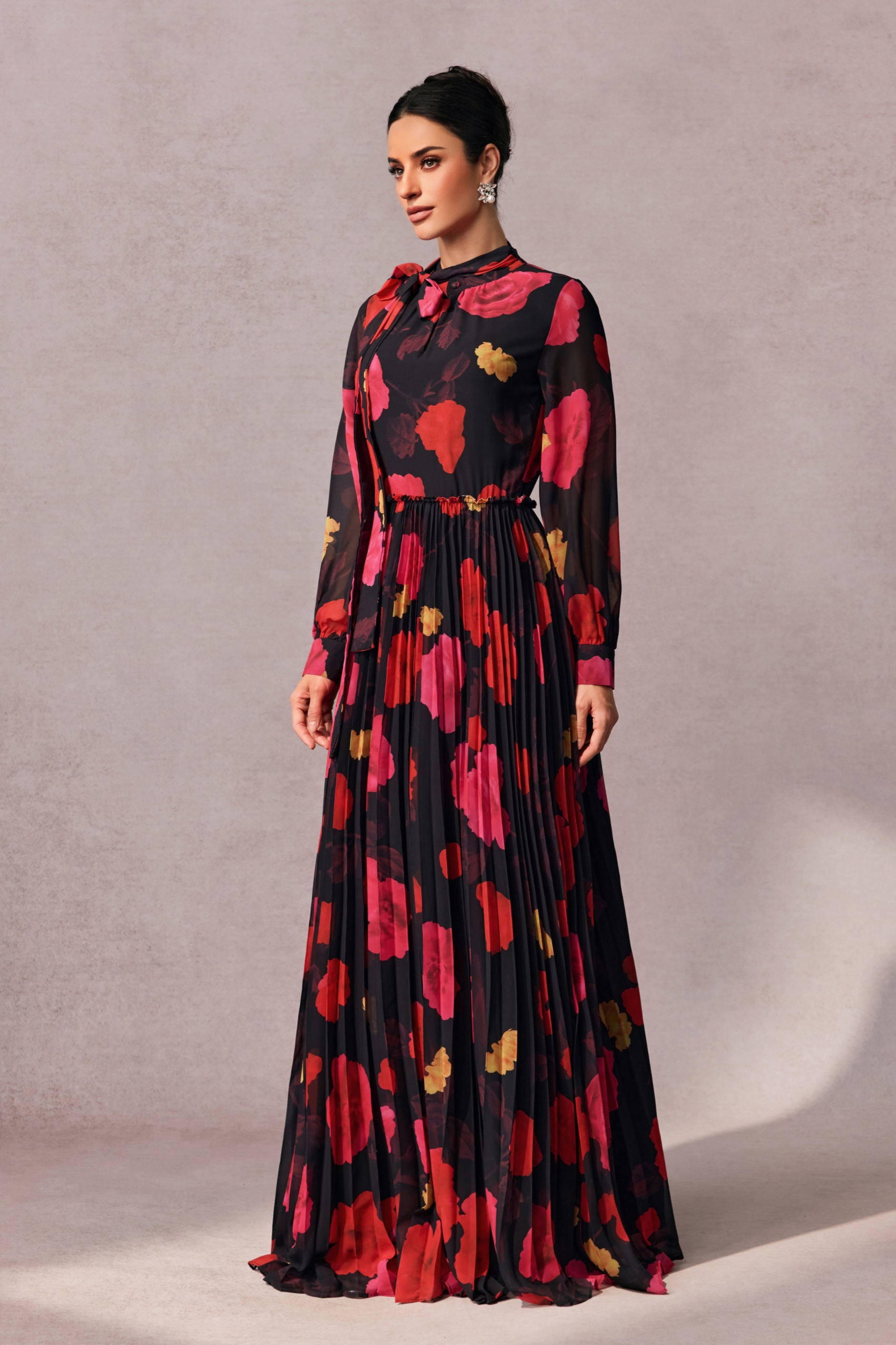 Adela Floral Printed Long Sleeve Maxi Dress-purelyfable