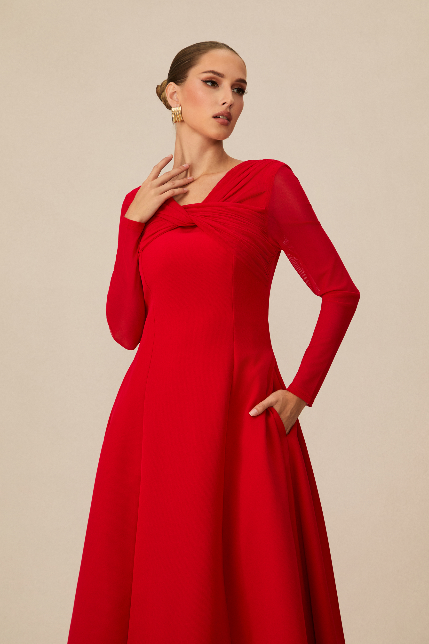 Eye-Catching Red Twist Front Midi Dress-purelyfable