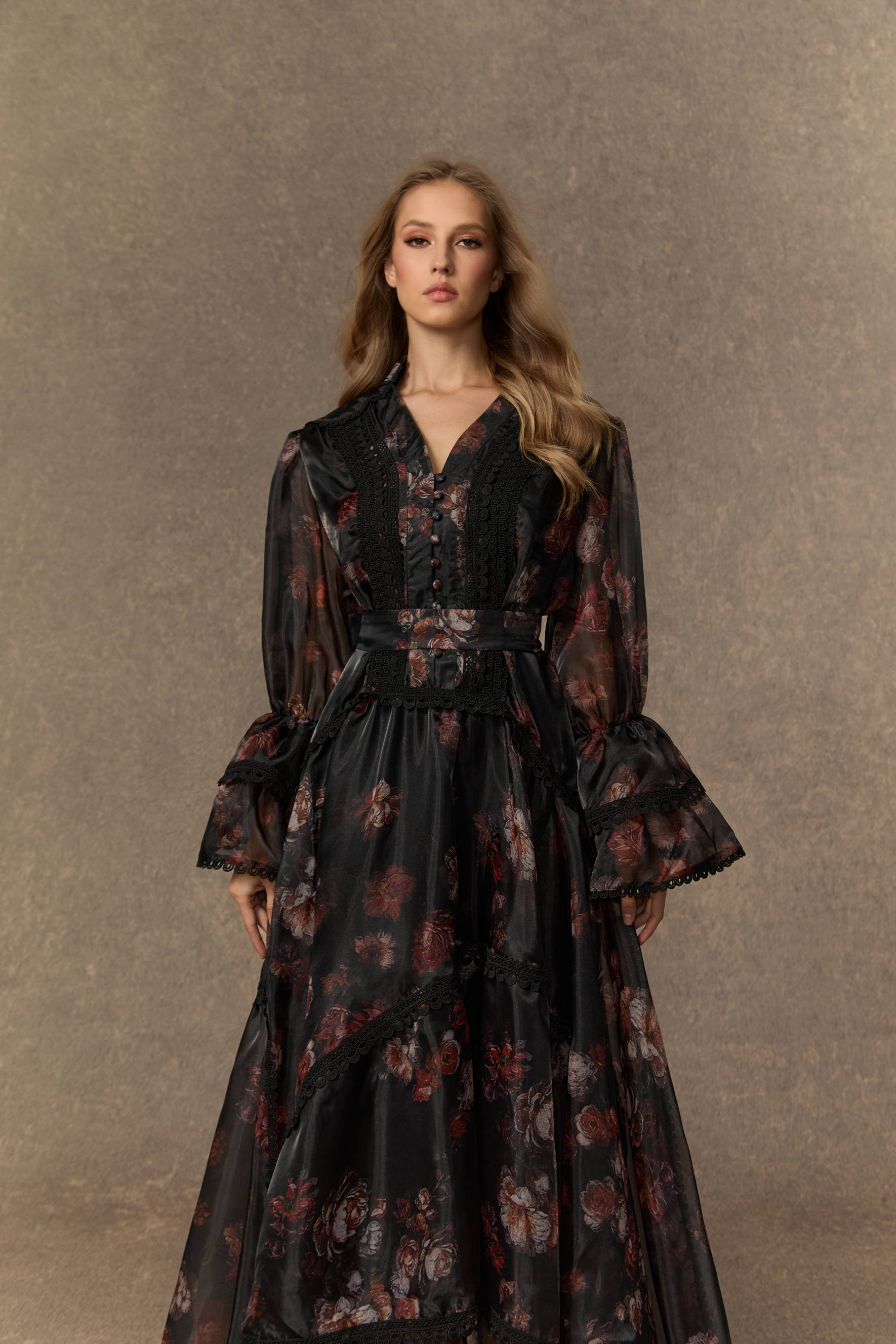 Comfort Zone Black Floral Lace Trimmed Maxi Dress-purelyfable