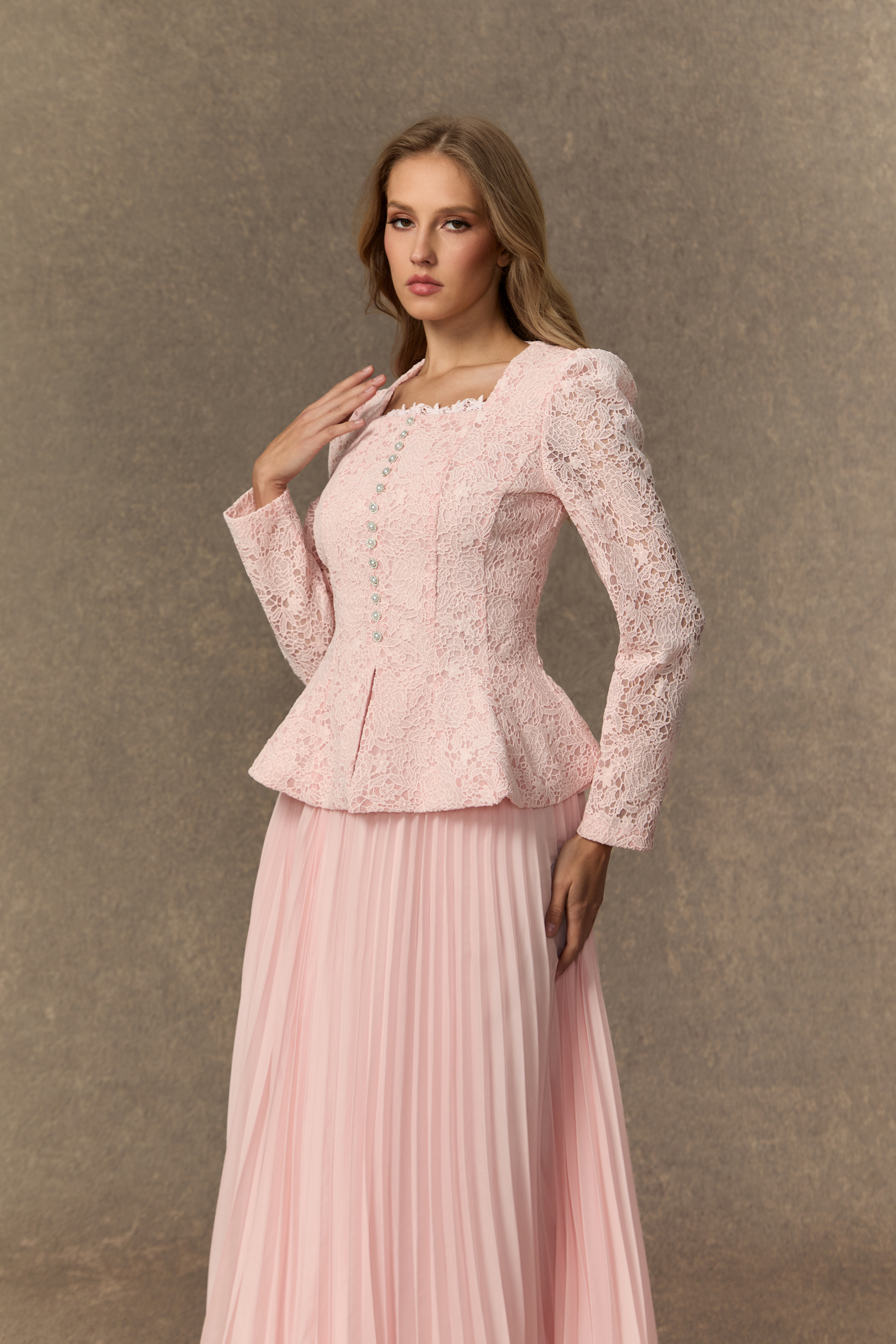 Glamorous Choice Pink Embroidered Lace Jacket & Pleated Skirt Set-purelyfable