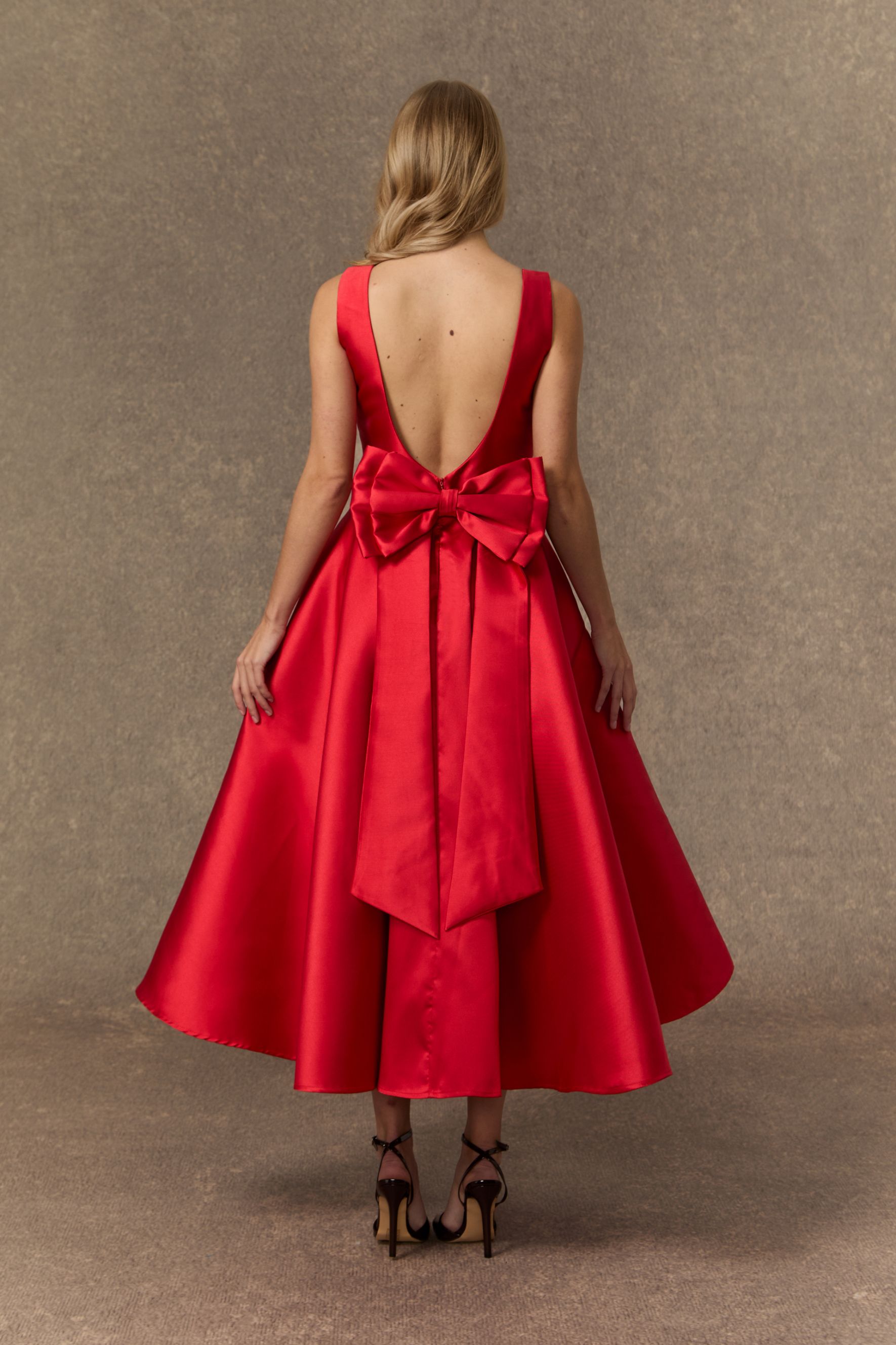 The Best Gift Red Deep V Bow Back Midi Dress-purelyfable