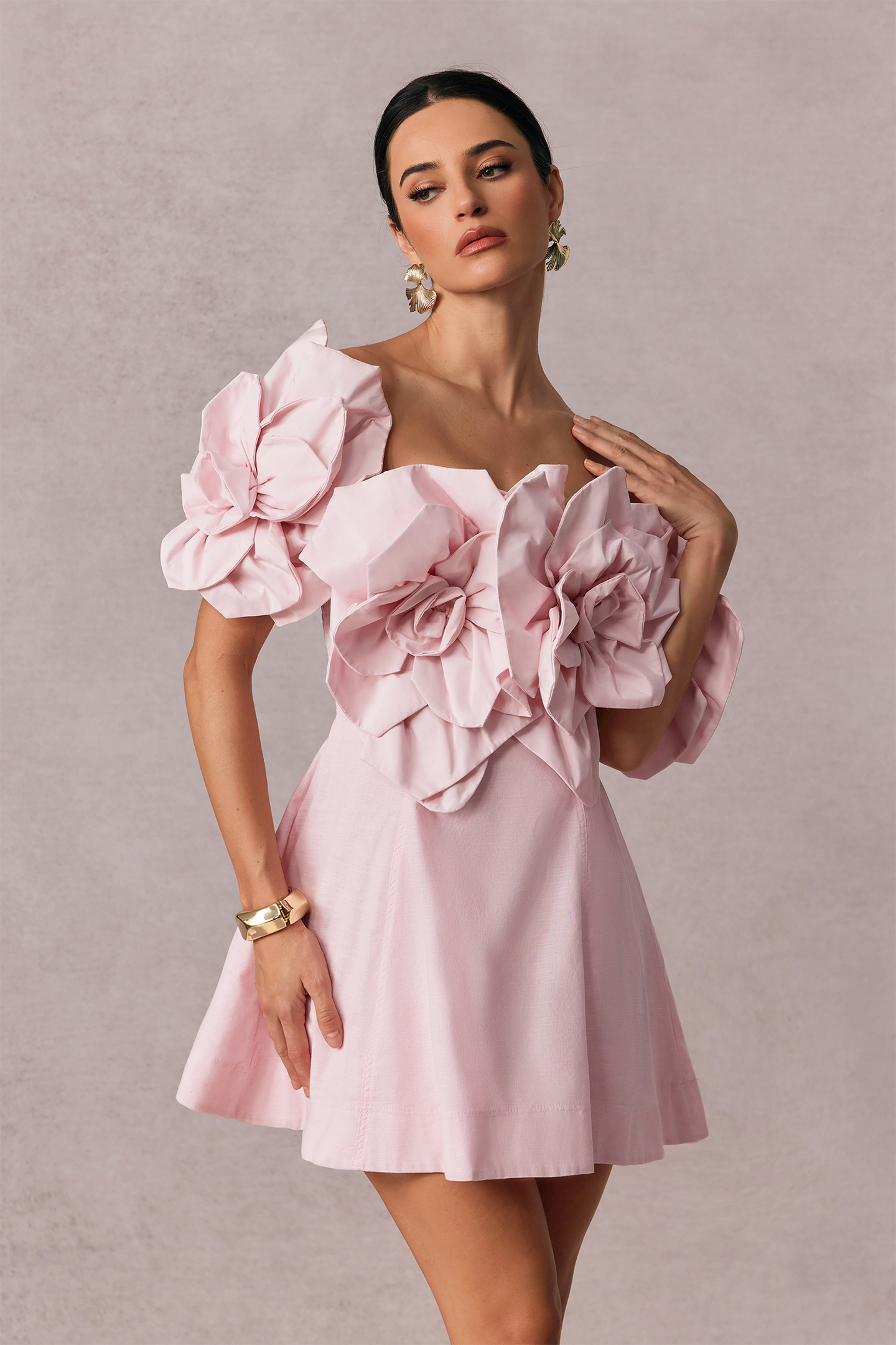 Evelyn Oversized Floral Applique Mini Dress-purelyfable