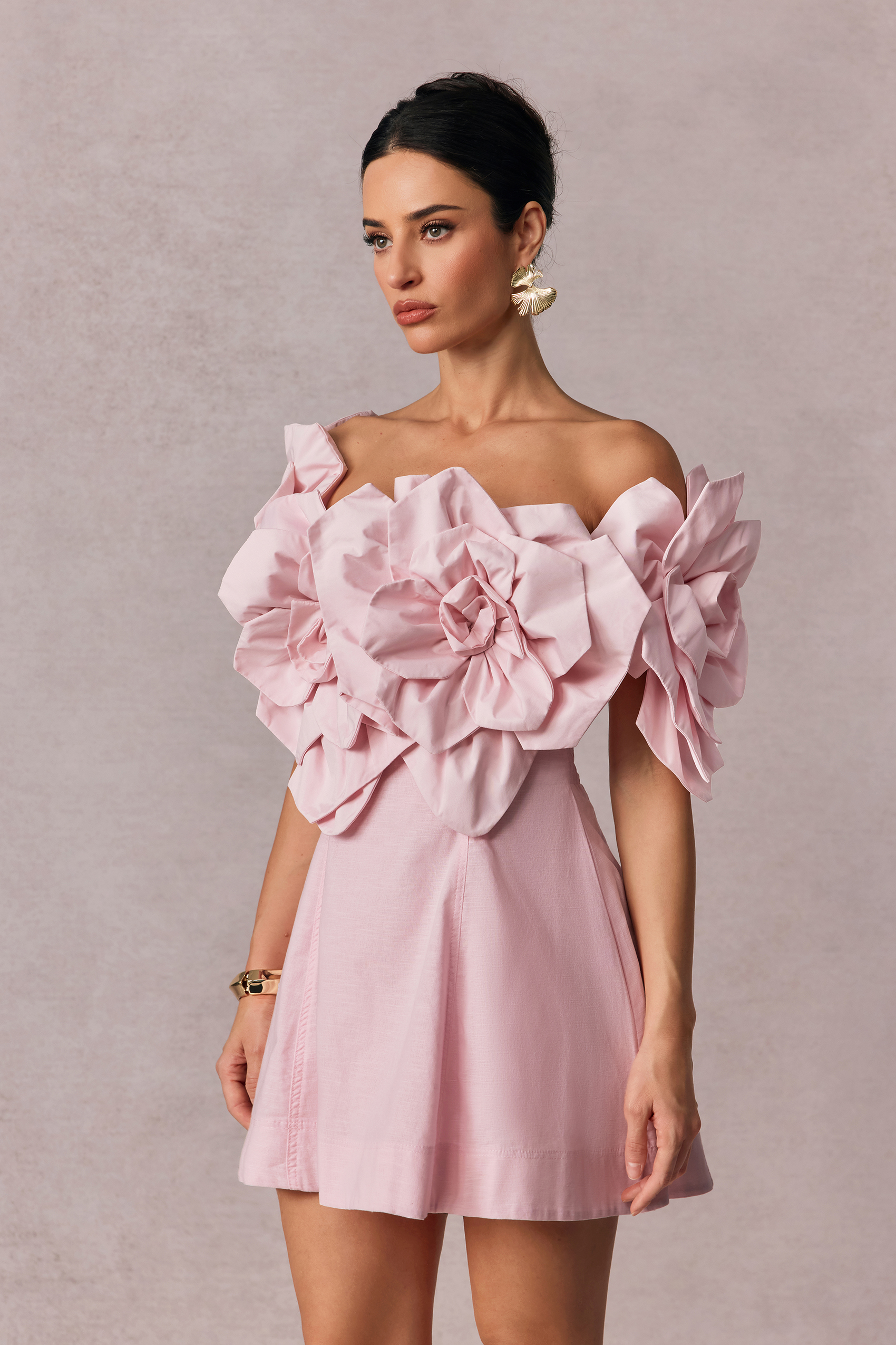 Evelyn Oversized Floral Applique Mini Dress-purelyfable