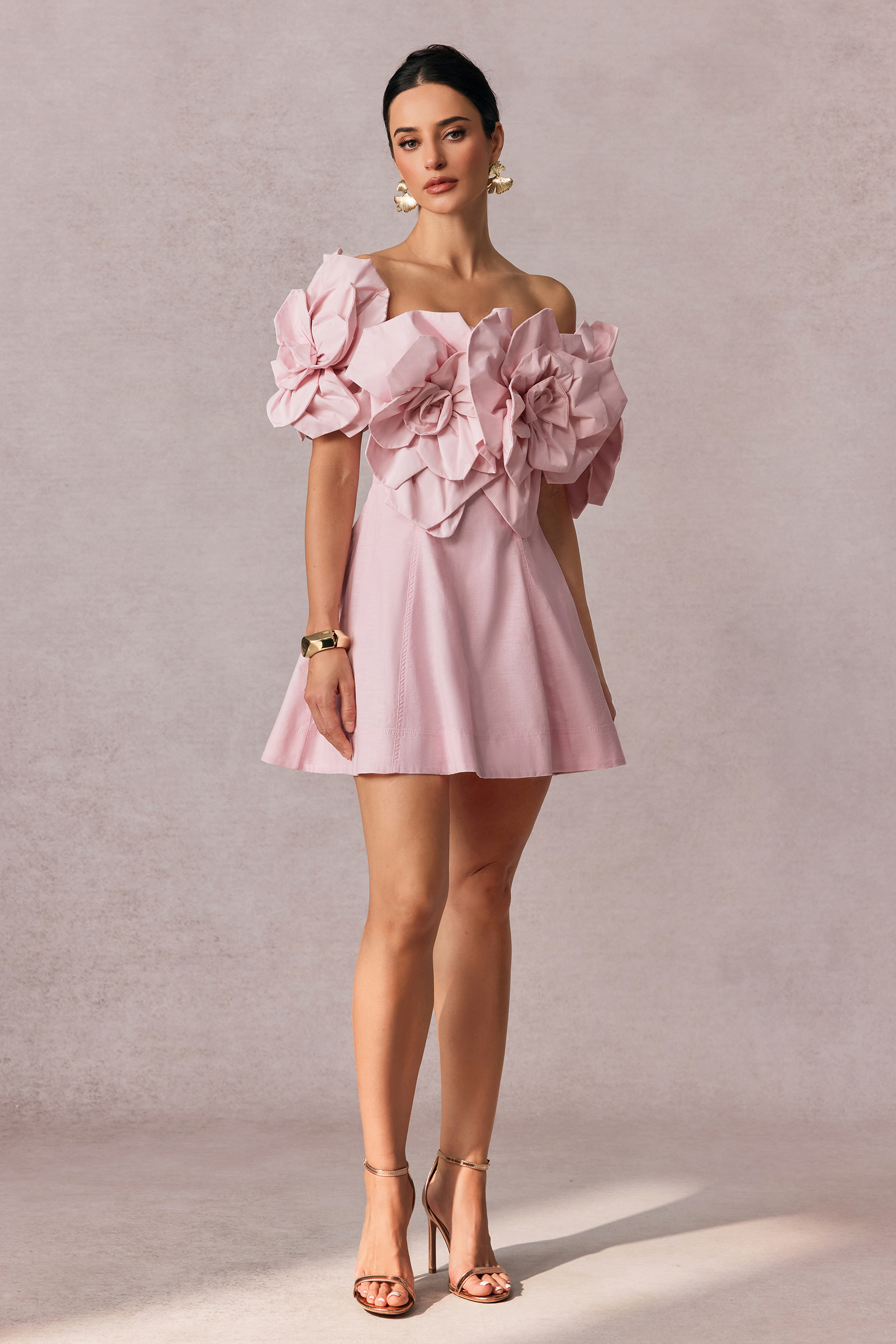 Evelyn Oversized Floral Applique Mini Dress-purelyfable