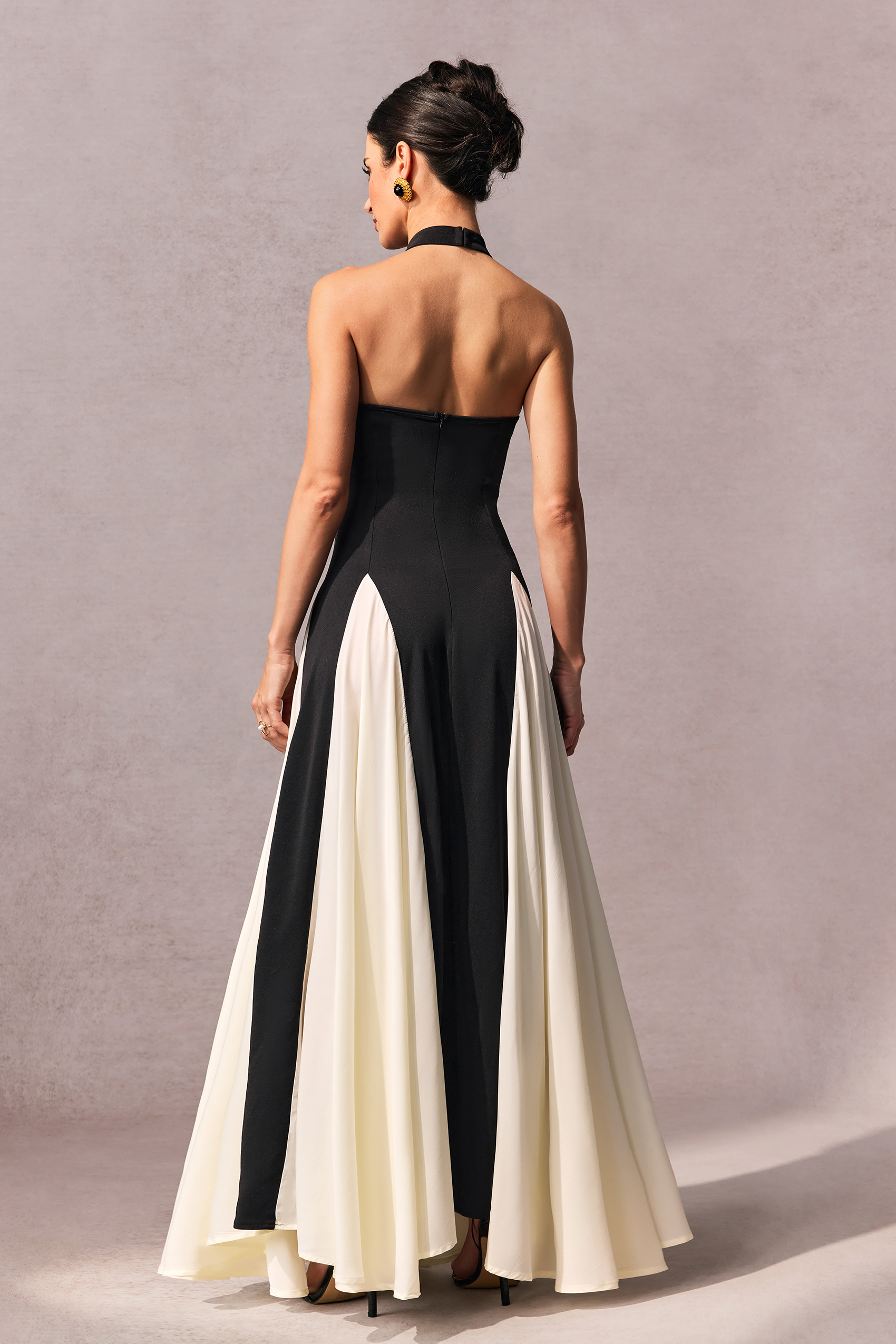 Anna Halter Neck Contrast Panel Maxi Dress-purelyfable
