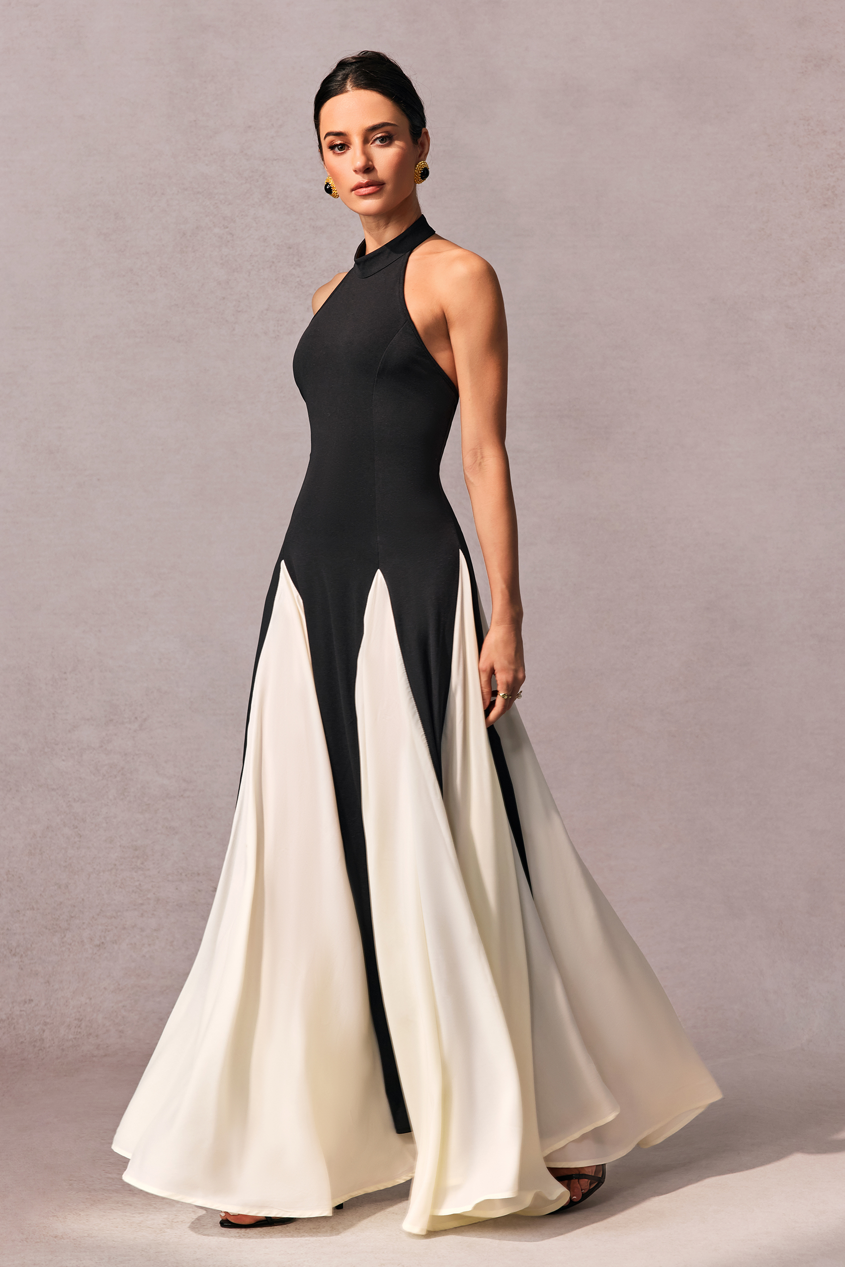 Anna Halter Neck Contrast Panel Maxi Dress-purelyfable