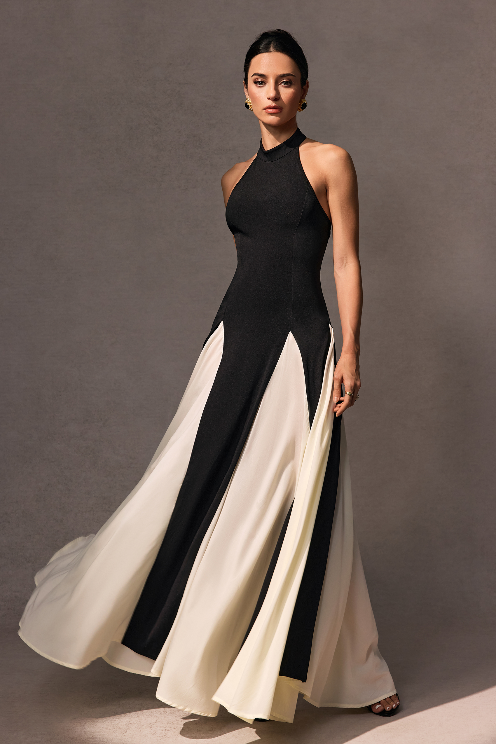 Anna Halter Neck Contrast Panel Maxi Dress-purelyfable