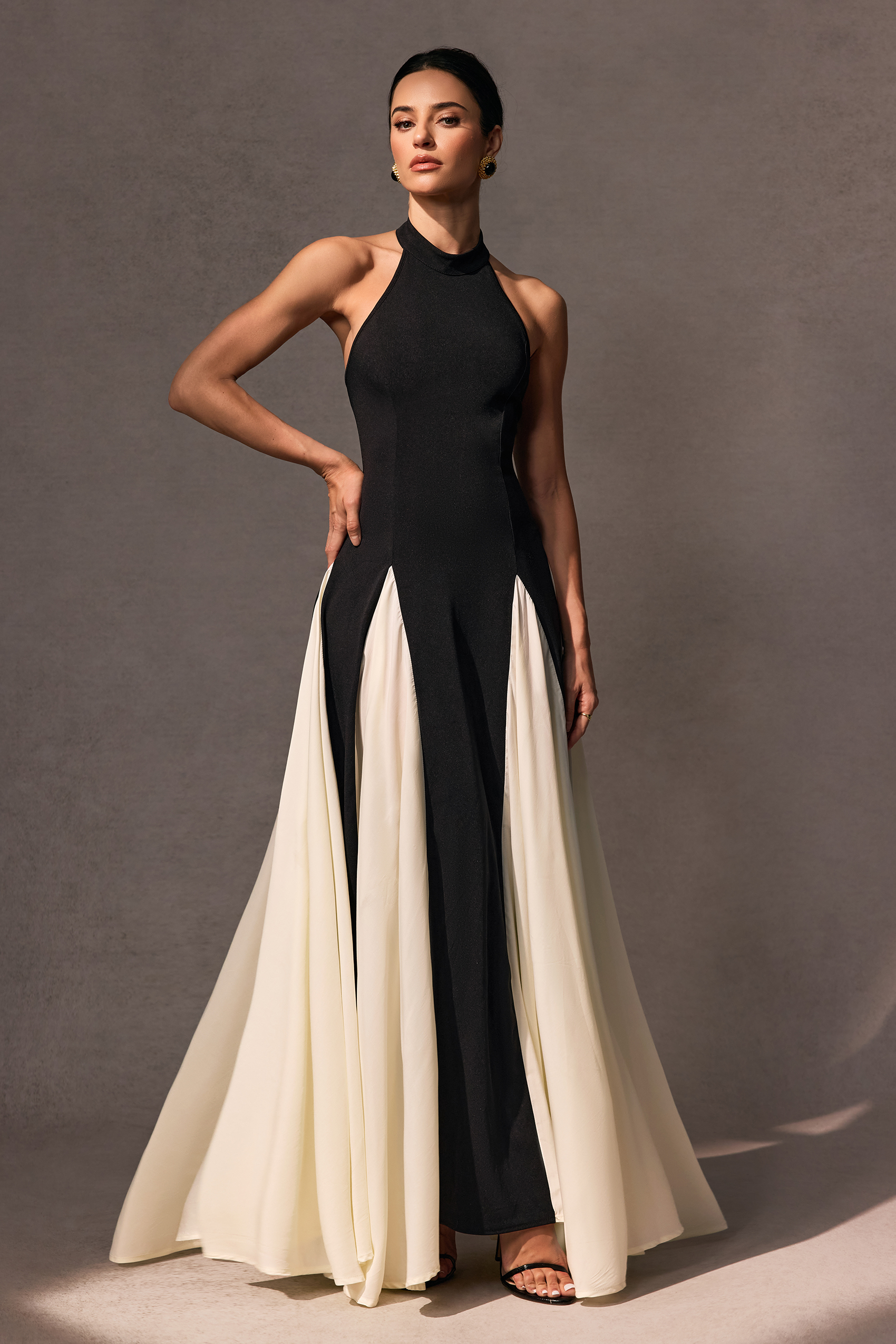 Anna Halter Neck Contrast Panel Maxi Dress-purelyfable
