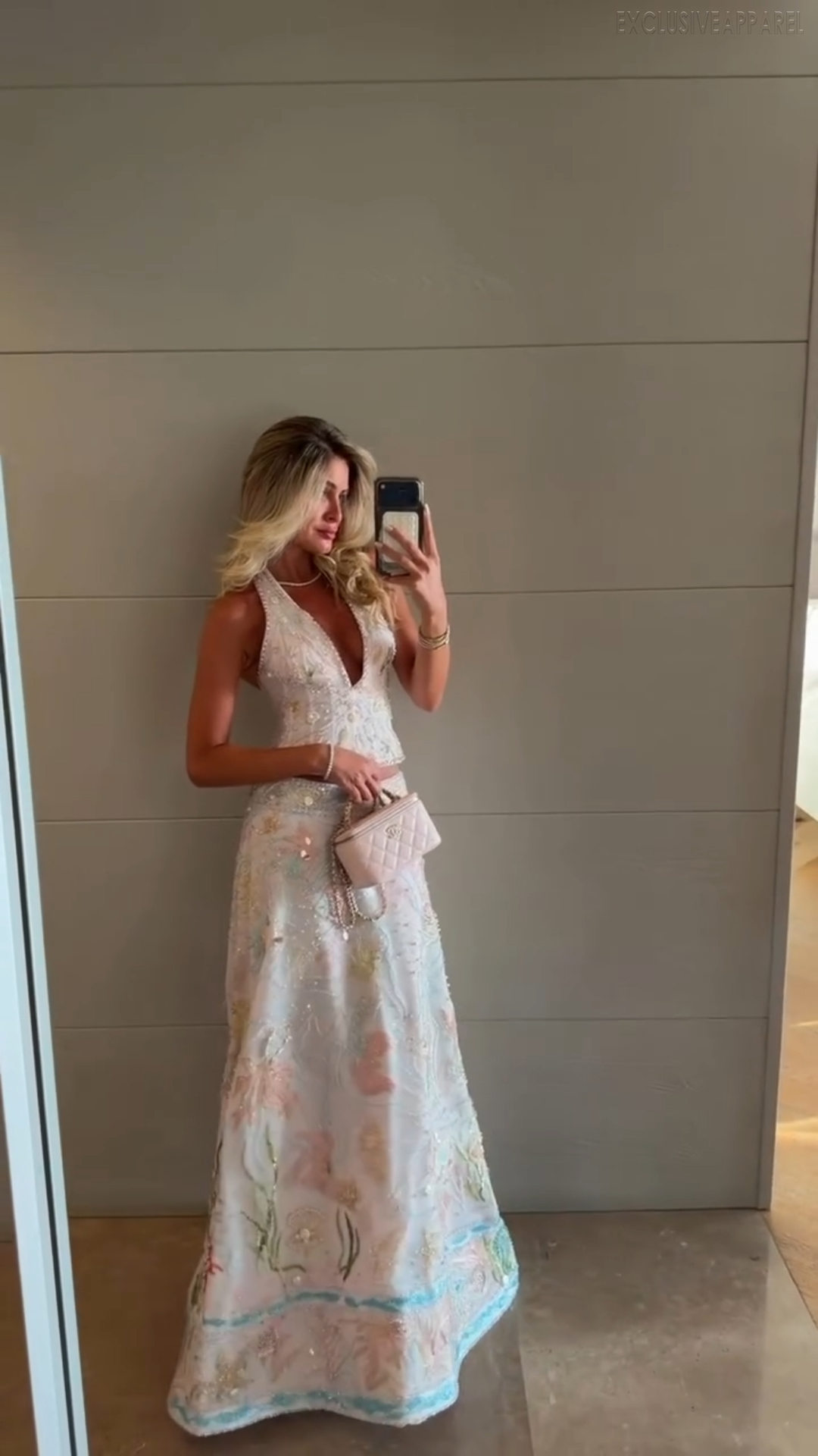 Seraphina White Neckline Deep V Embroidery Set