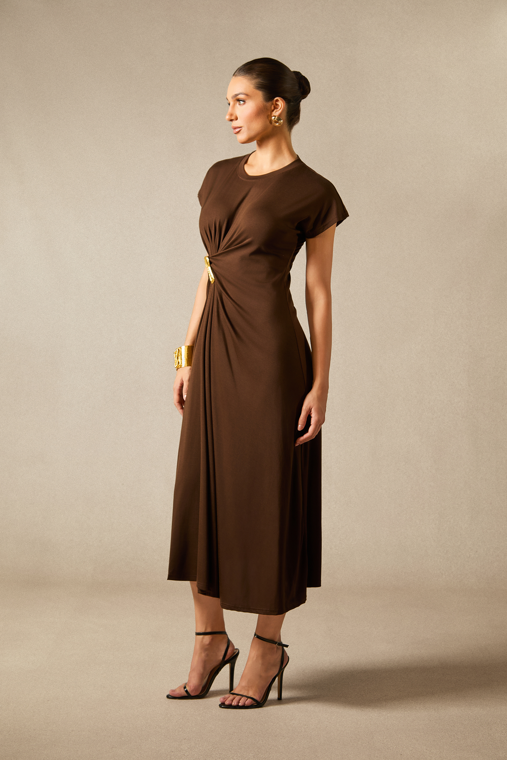 Bonnie Short Sleeve Keyhole Detail Midi Dress-purelyfable
