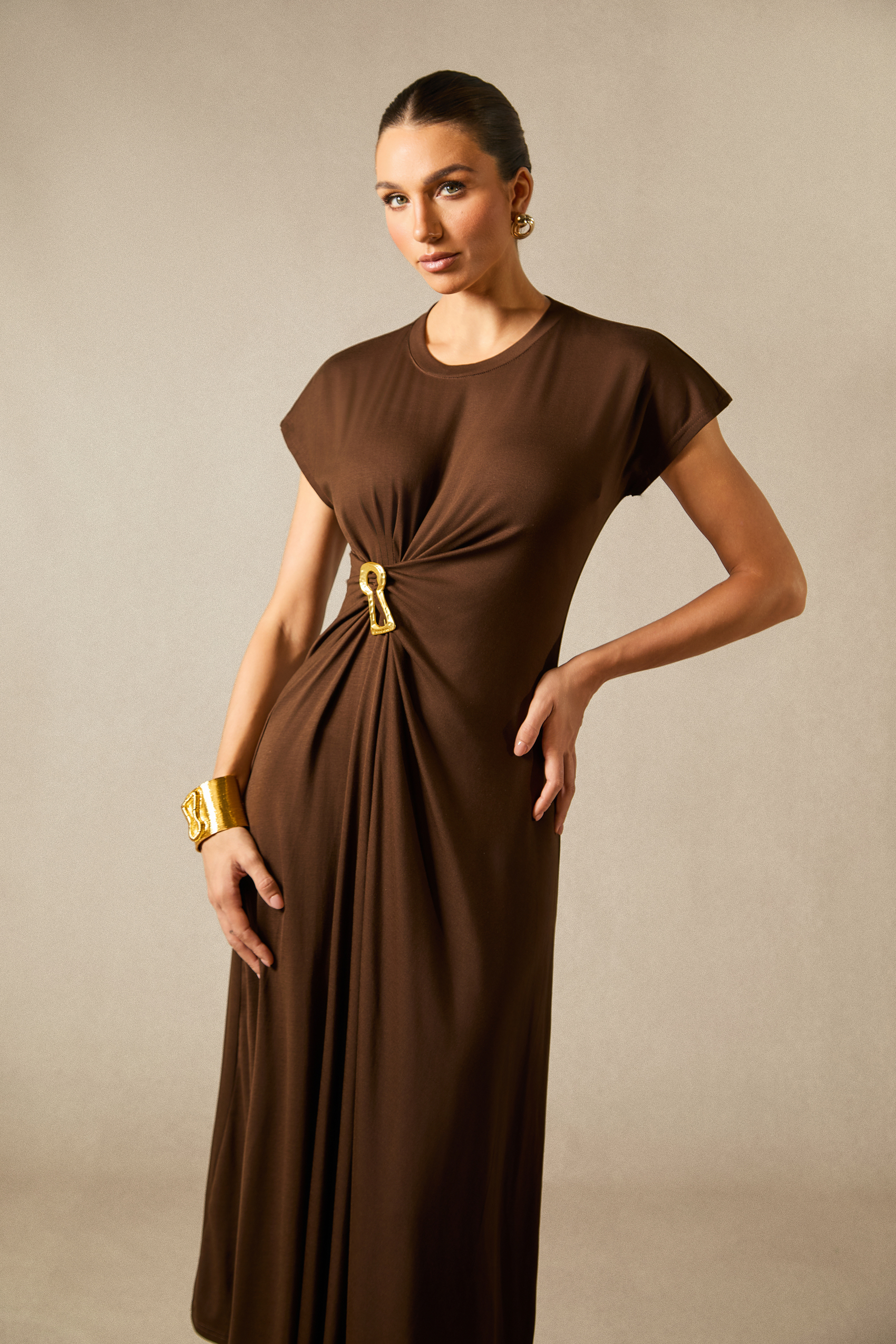 Bonnie Short Sleeve Keyhole Detail Midi Dress-purelyfable