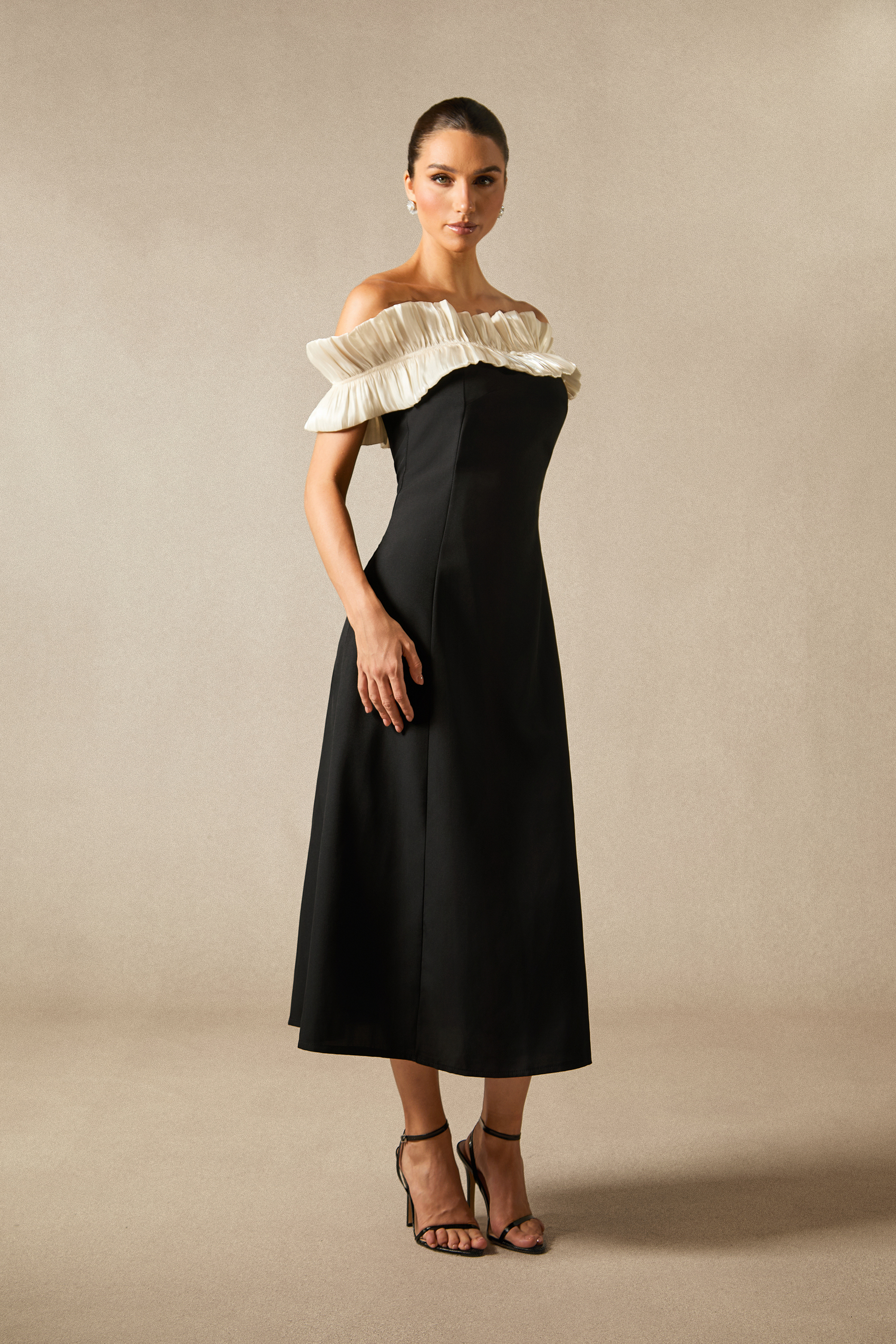 Bonnie Off Shoulder Ruffle Maxi Dress-purelyfable