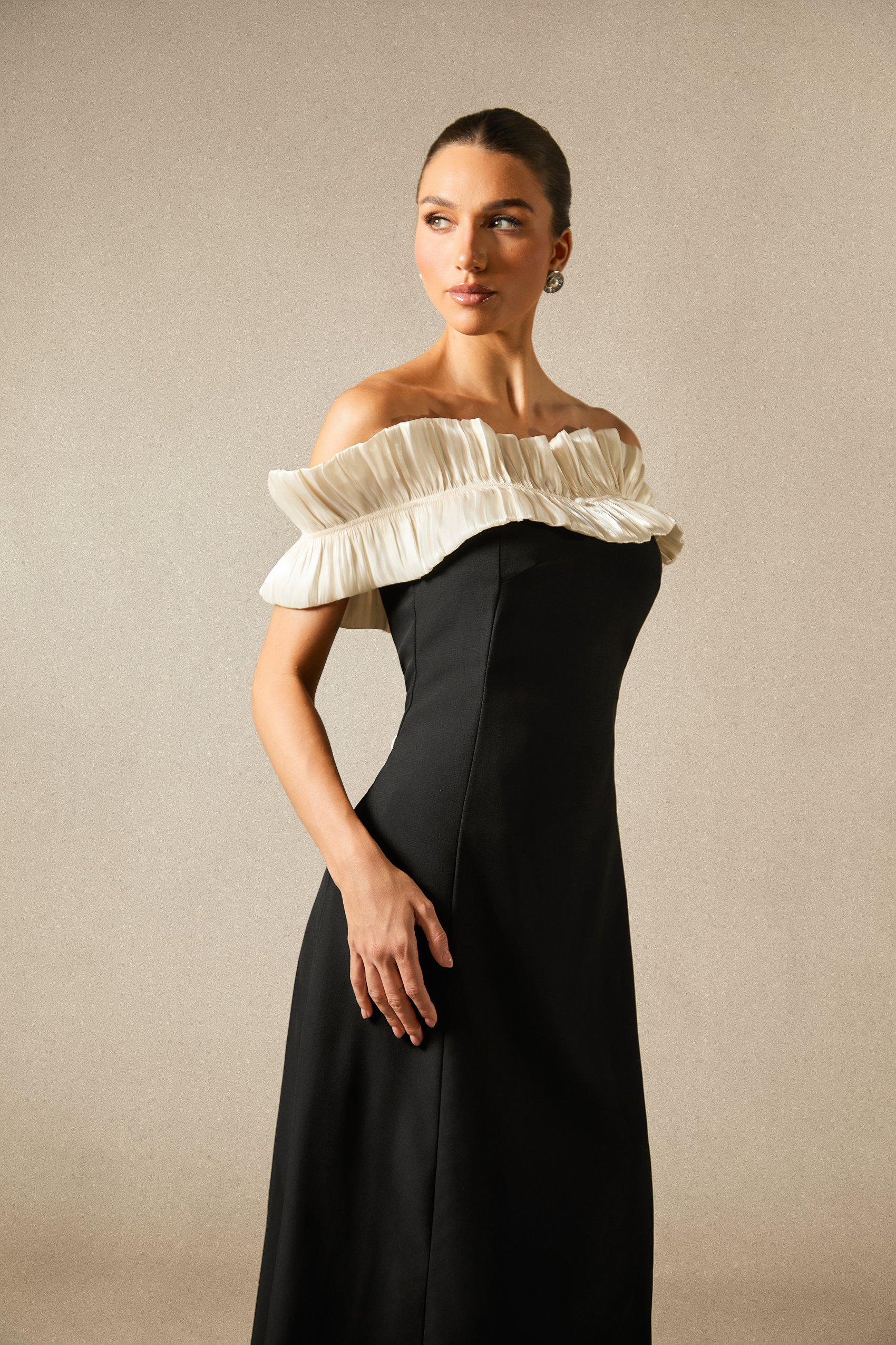 Bonnie Off Shoulder Ruffle Maxi Dress-purelyfable