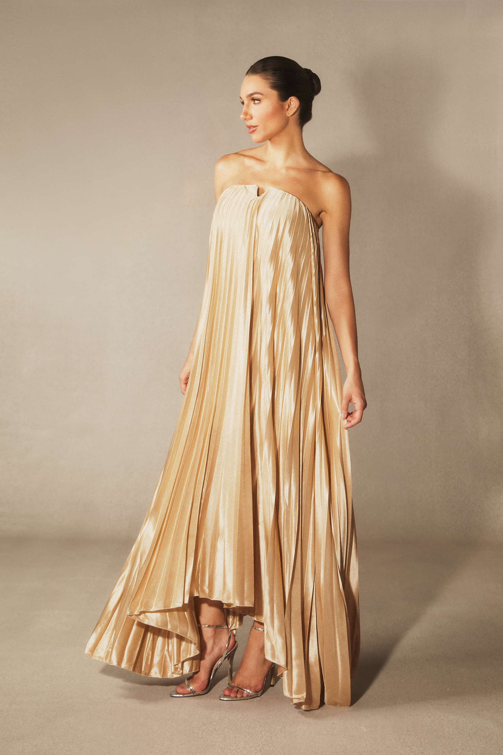 Louisa Strapless Pleated Maxi Dress-purelyfable
