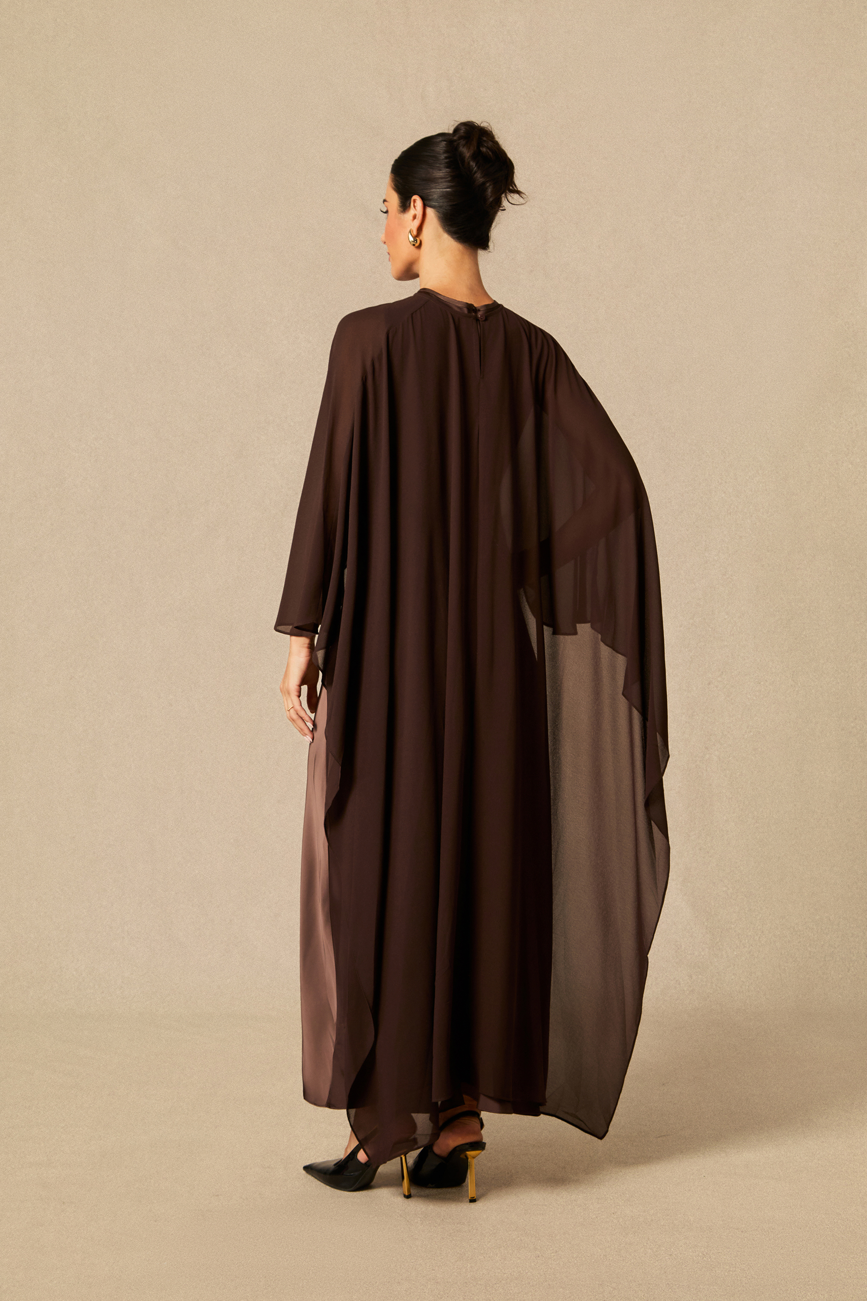 Juliana Crew Neck Sleeveless Maxi Dress with Cape-purelyfable