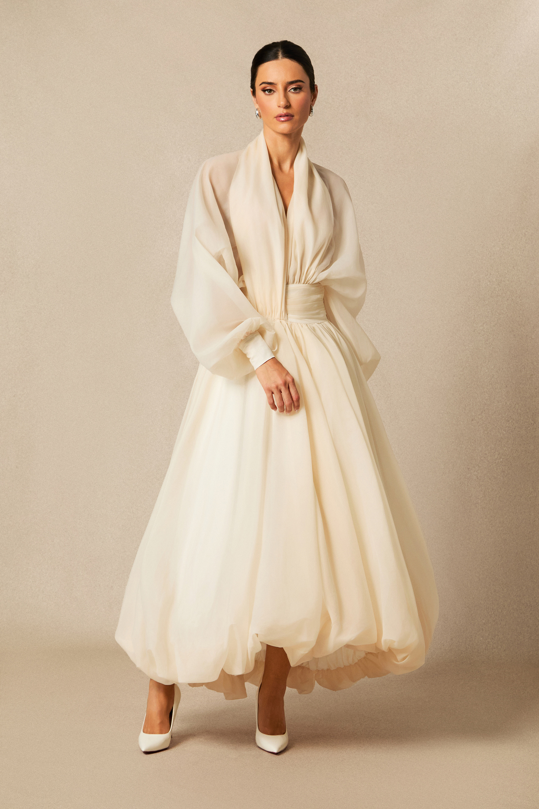 Lilly Deep V-neck Puff Sleeve Maxi Dress-purelyfable