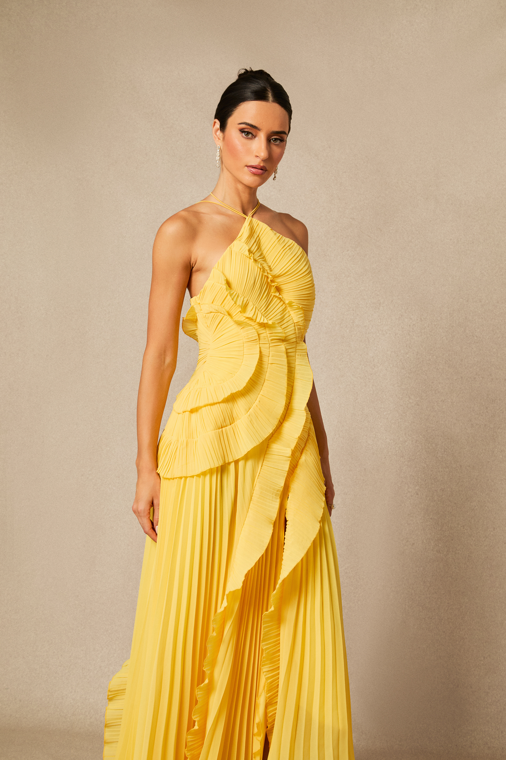 Nina Asymmetry Pleated Halterneck Midi Dress-purelyfable