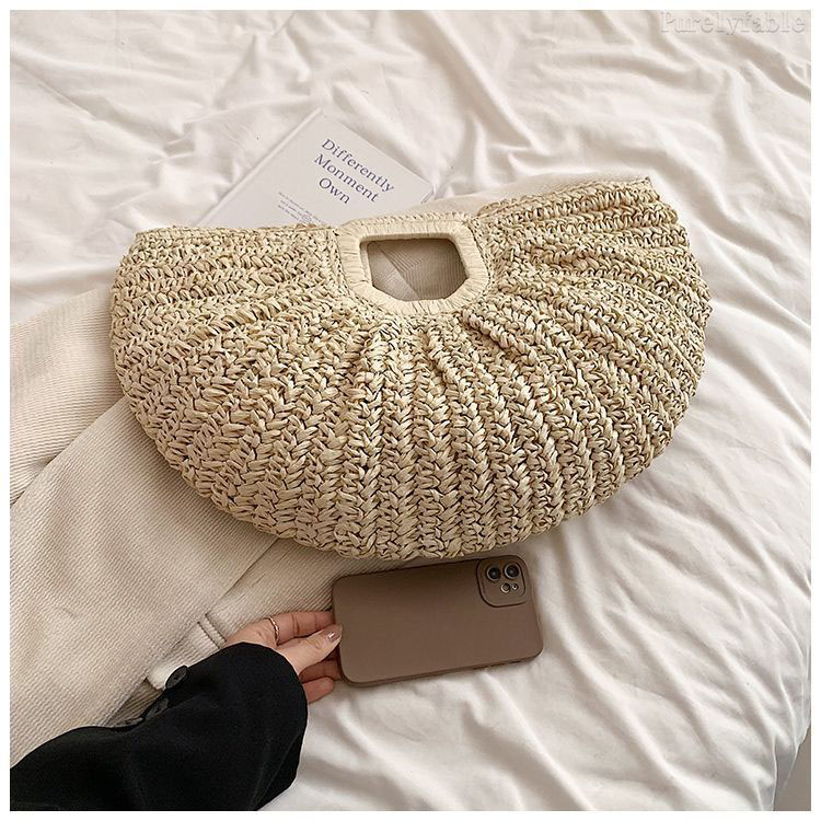 Beige Fan-Shaped Hand-Held Straw Bag
