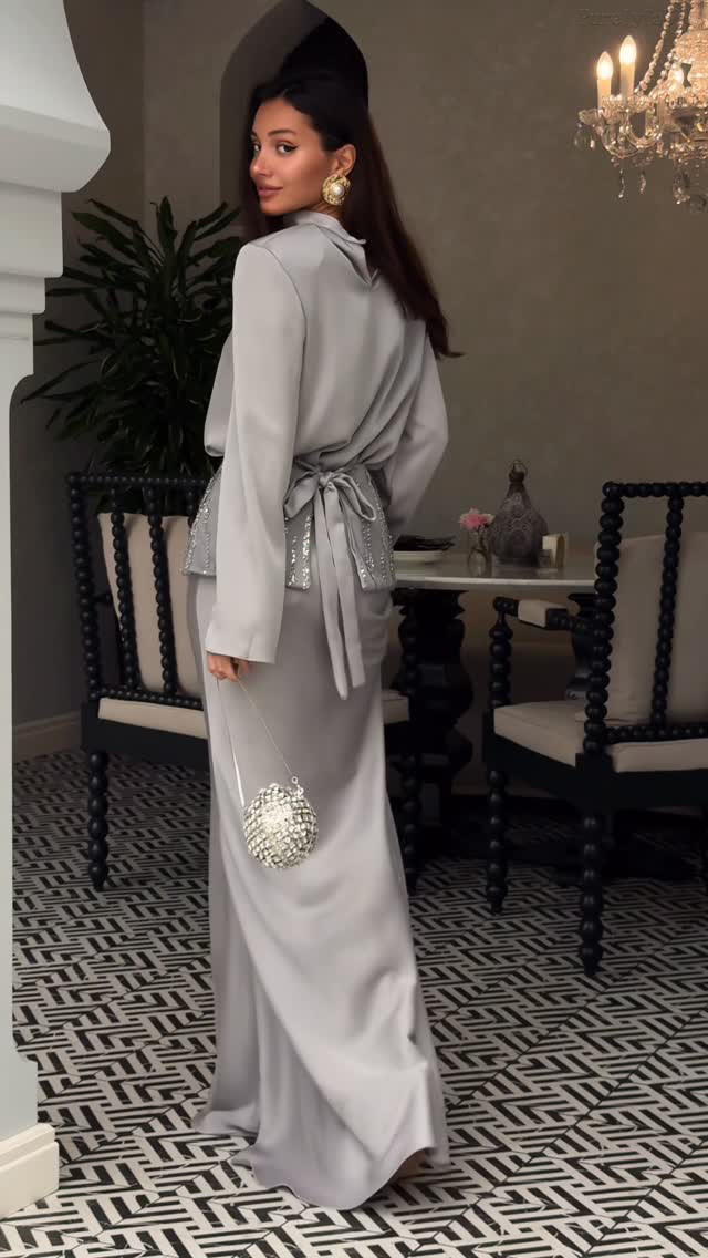Leandra Grey High-neck Long-sleeved Fish-tail Dress Set