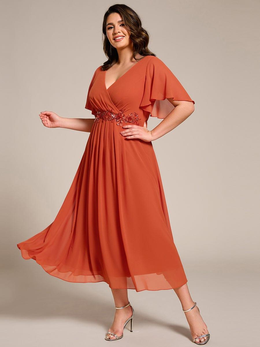 Plus Size Elegant Short Sleeves V-Neck Floral Applique Wedding Guest Dress