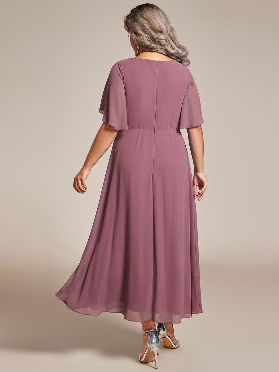 Plus Size Elegant Short Sleeves V-Neck Floral Applique Wedding Guest Dress