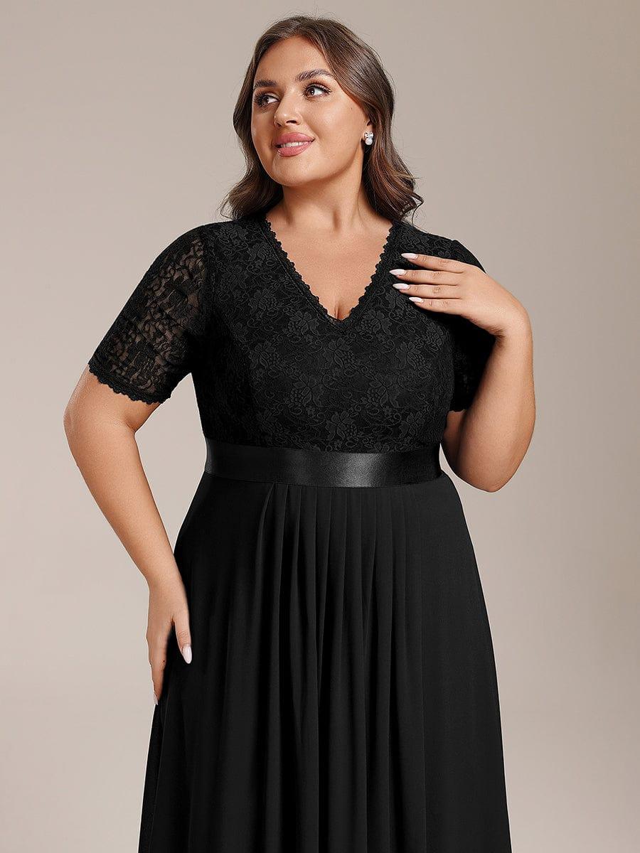 Plus Size Half Sleeve Lace Pleated V-Neck Midi Wedding Guest Dress