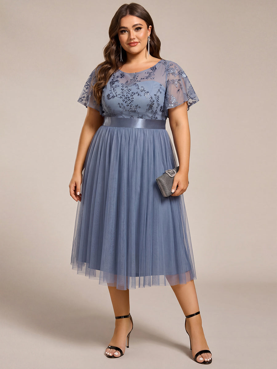 Plus Size Round Neckline Embellished Tulle Midi Bridesmaid Dress