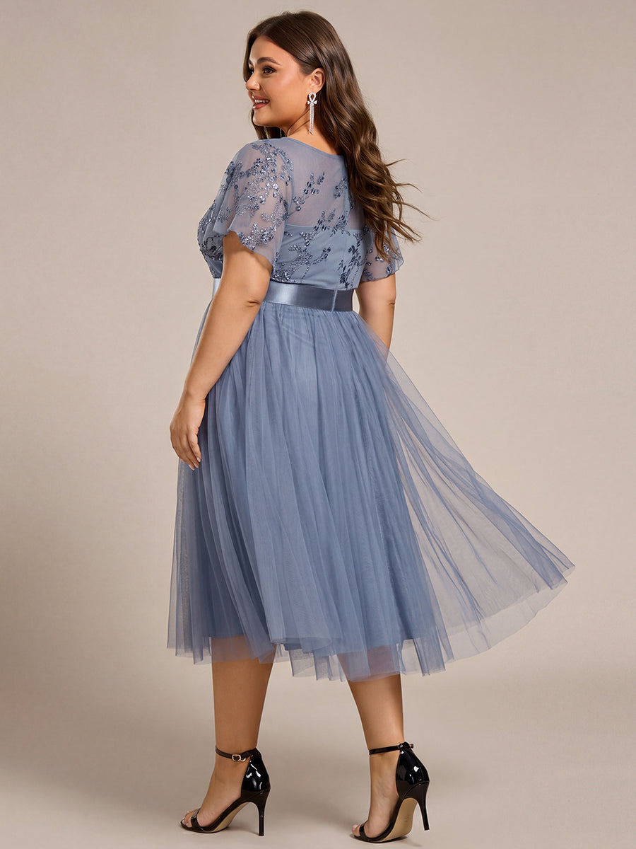 Plus Size Round Neckline Embellished Tulle Midi Bridesmaid Dress