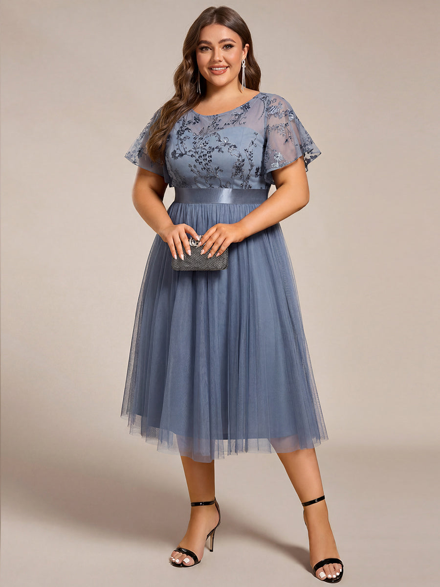 Plus Size Round Neckline Embellished Tulle Midi Bridesmaid Dress