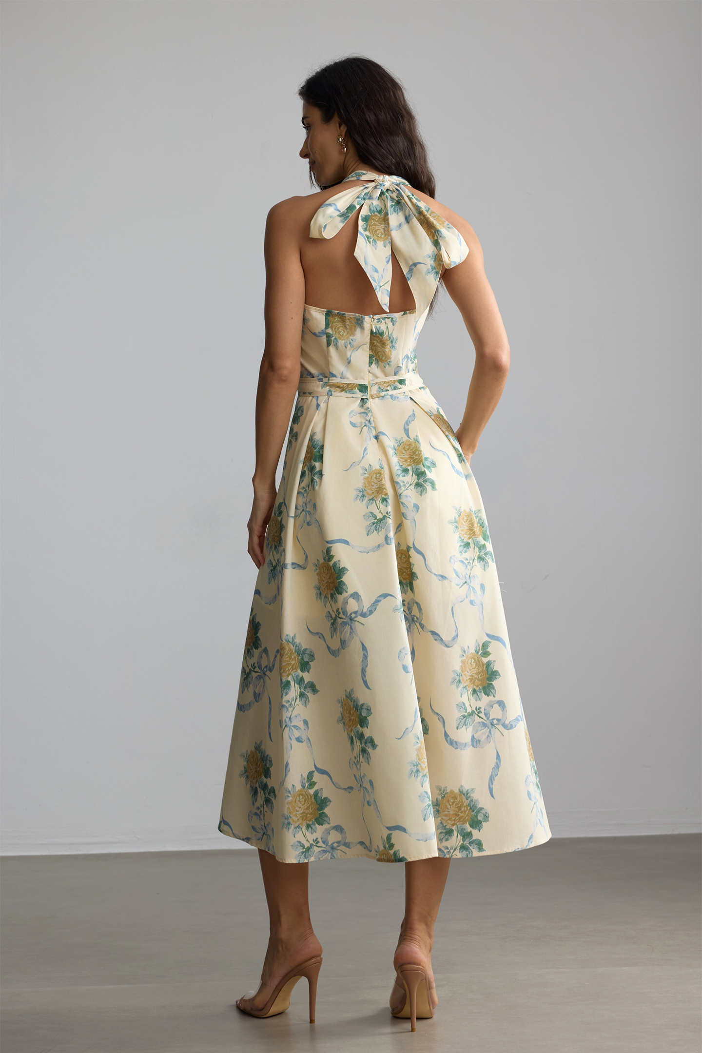 Loralie Floral Print Deep V Neck Midi Dress-purelyfable