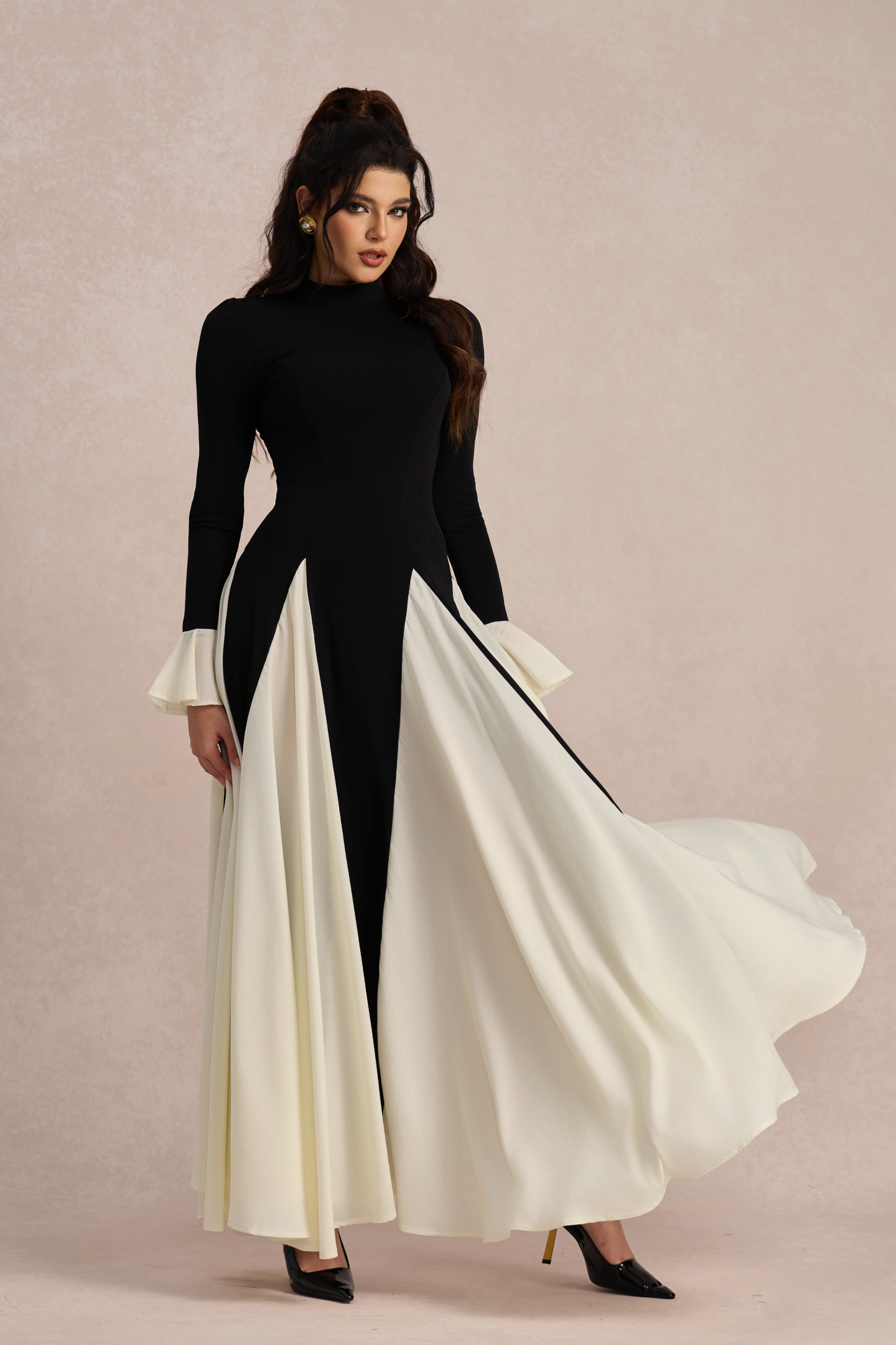 Aurora Color Block Ruffle Maxi Dress-purelyfable