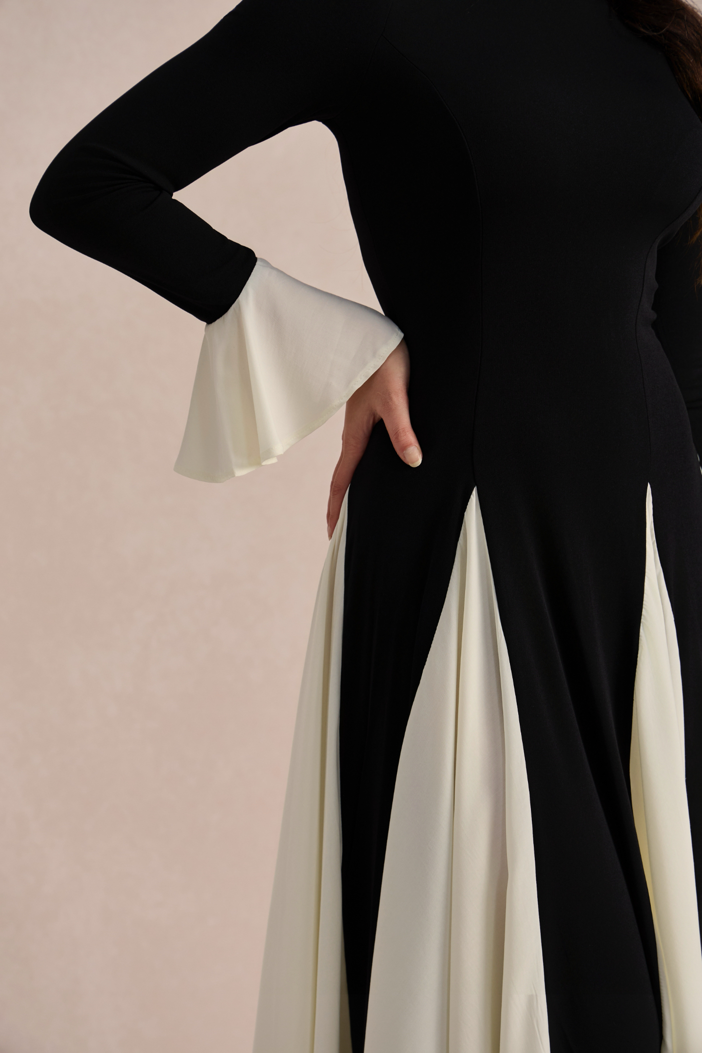 Aurora Color Block Ruffle Maxi Dress-purelyfable