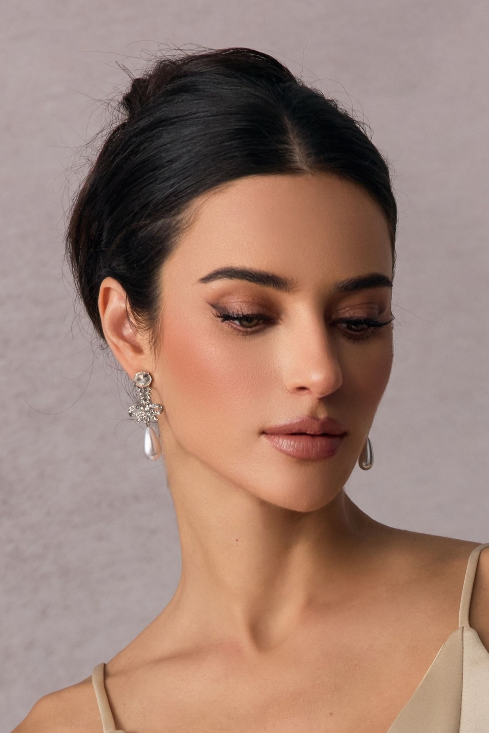 Bow Drop Pearl Earrings-purelyfable