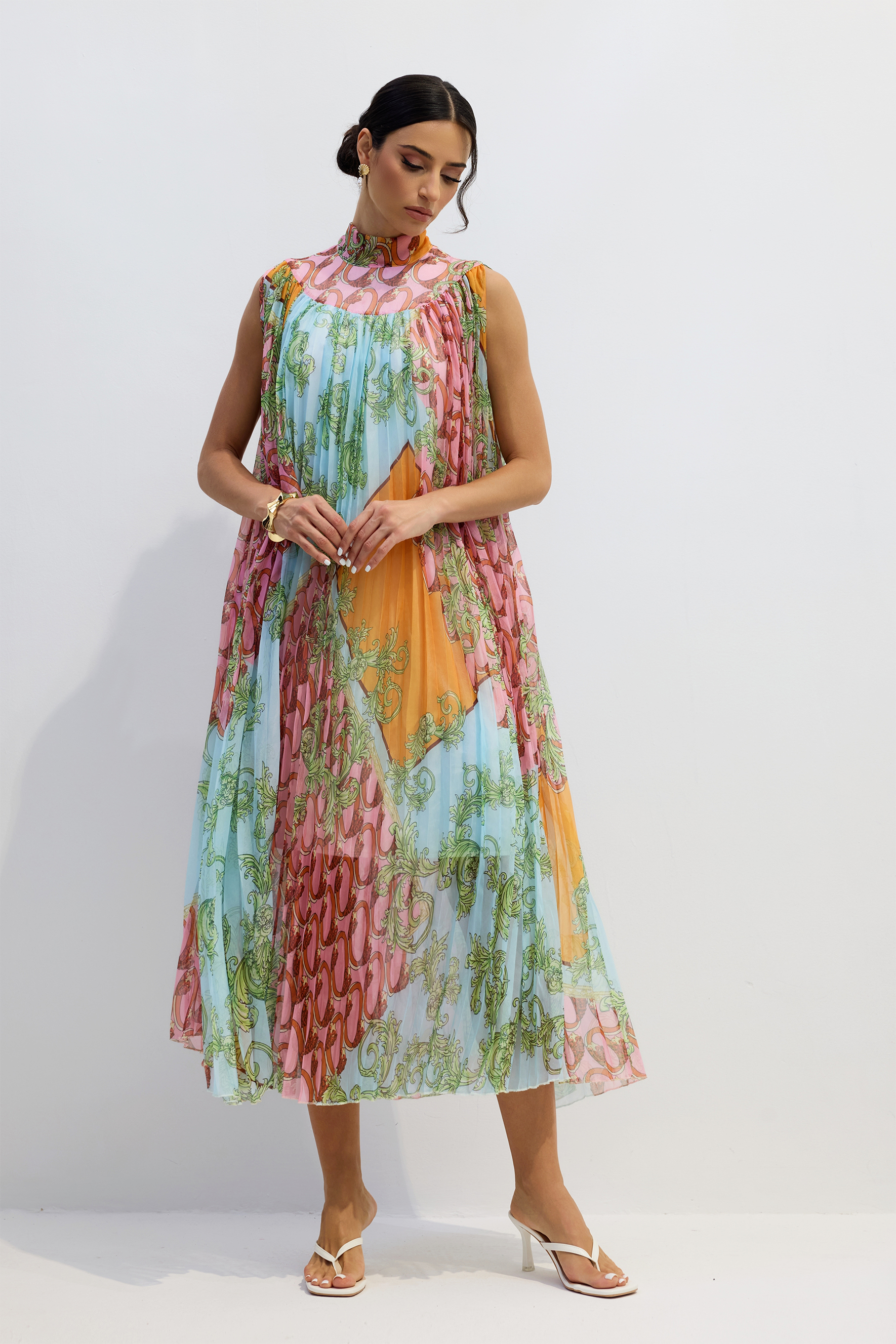 Martha Print Sleeveless Pleated Midi Dress-purelyfable