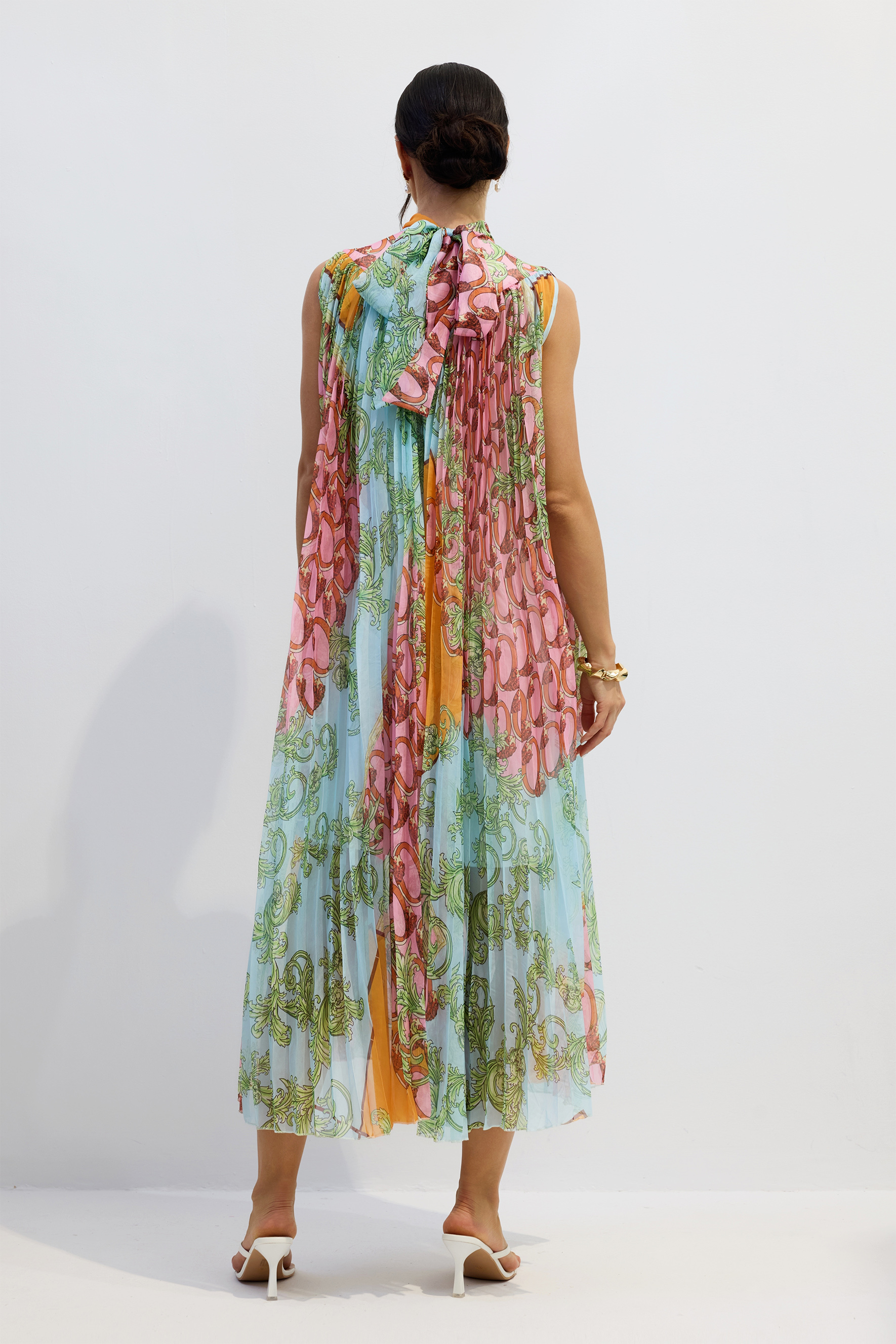 Martha Print Sleeveless Pleated Midi Dress-purelyfable