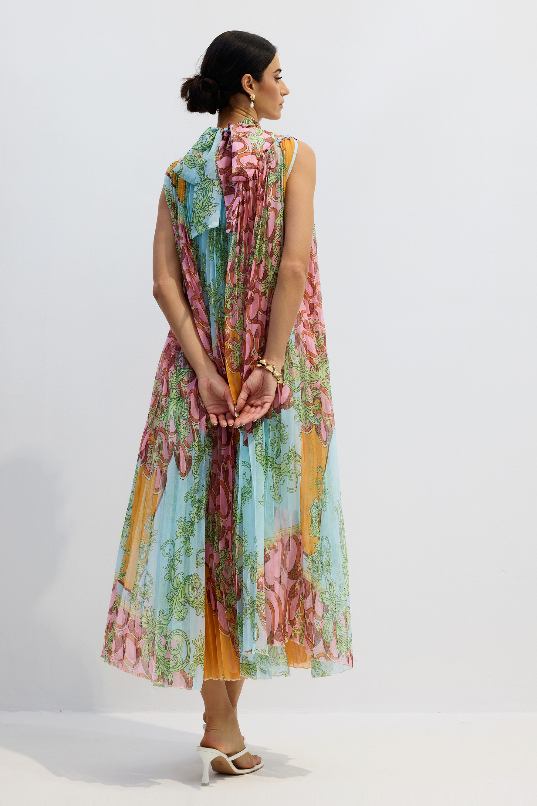 Martha Print Sleeveless Pleated Midi Dress-purelyfable