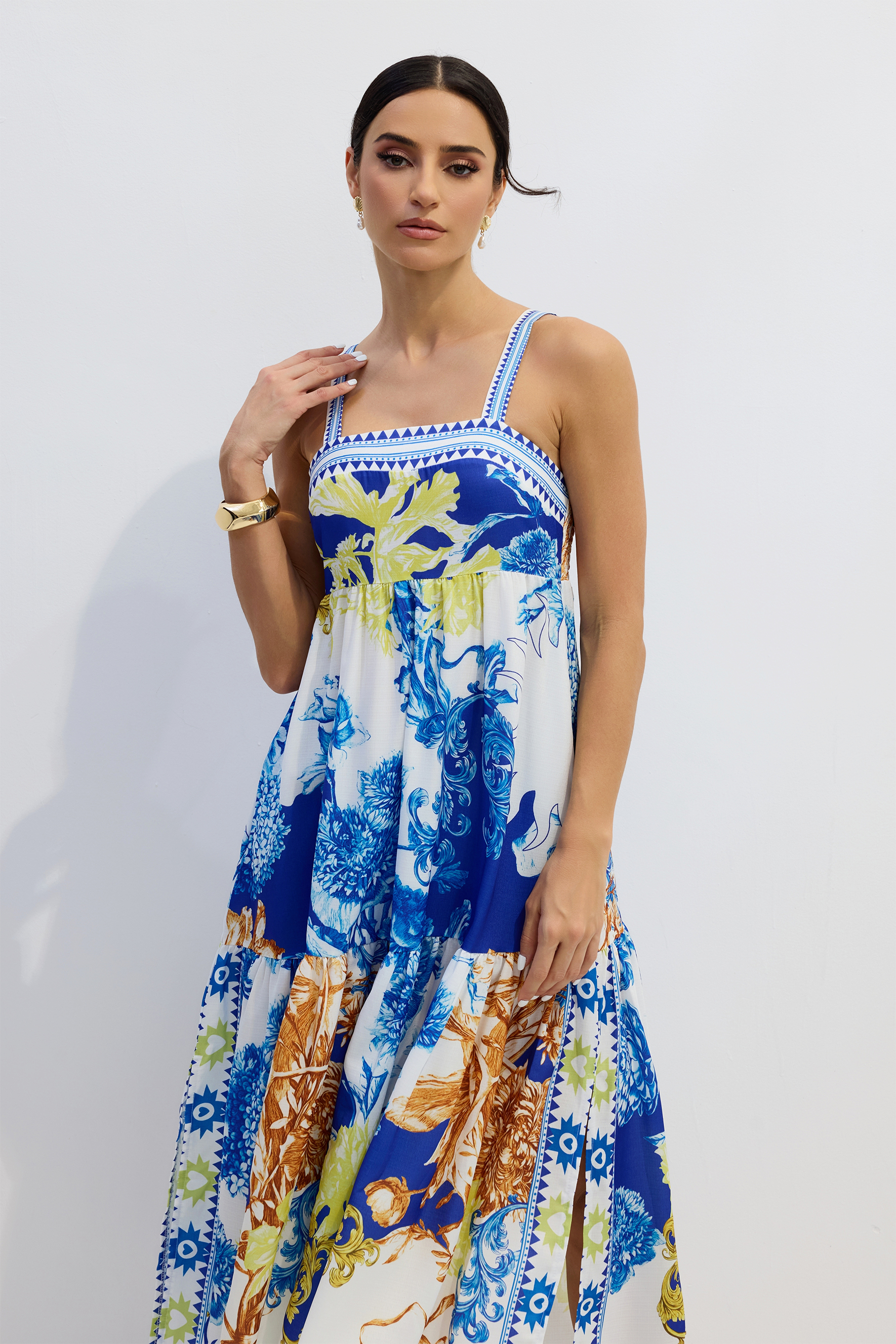 Nessia Floral Print Shirred Maxi Dress-purelyfable